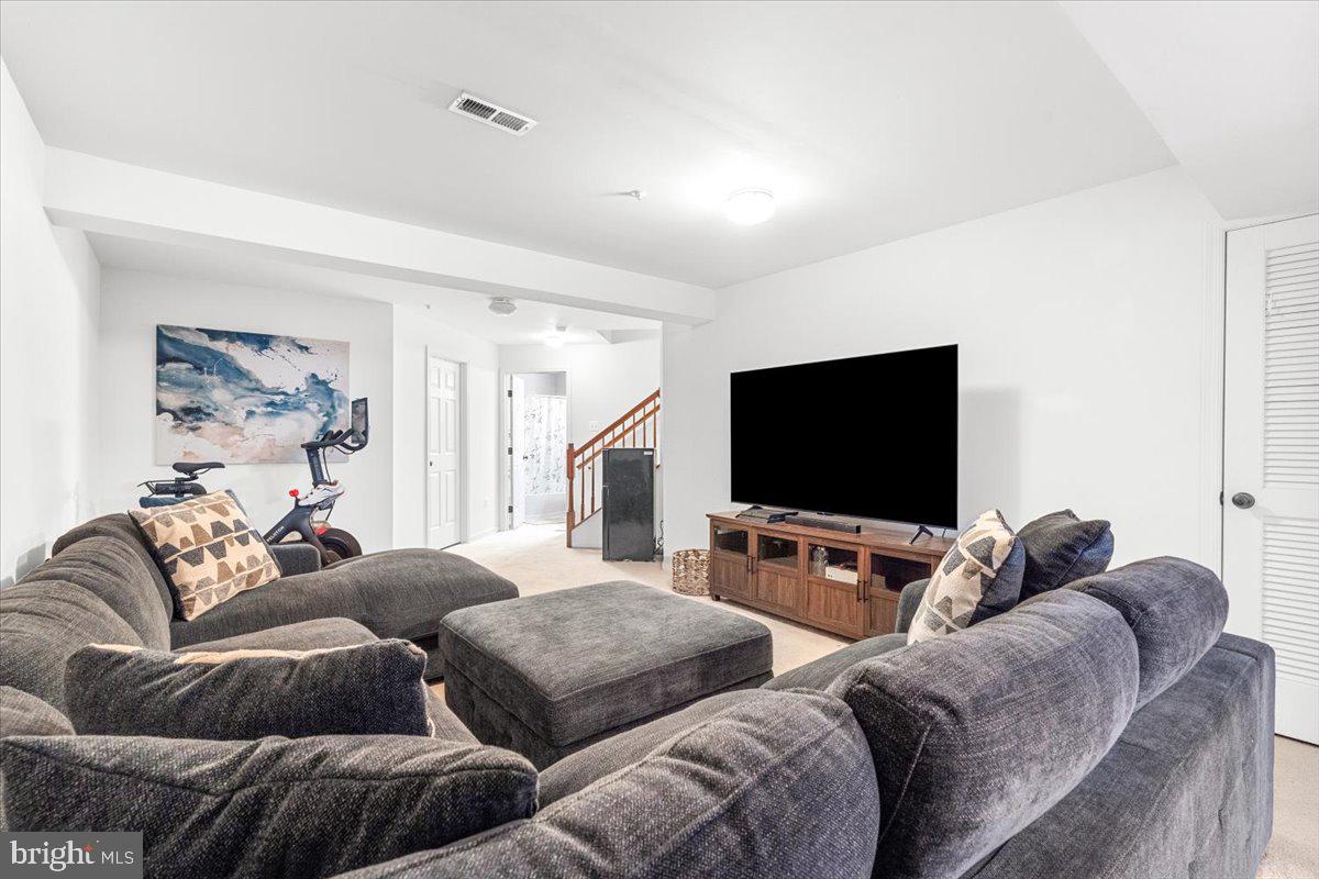 DEARBOUGHT - Residential