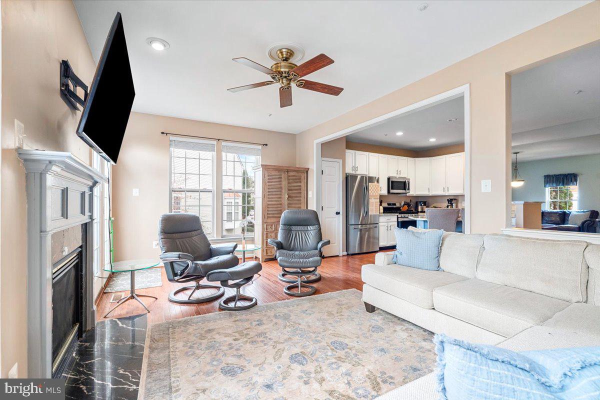 DEARBOUGHT - Residential