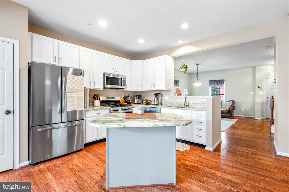 DEARBOUGHT - Residential