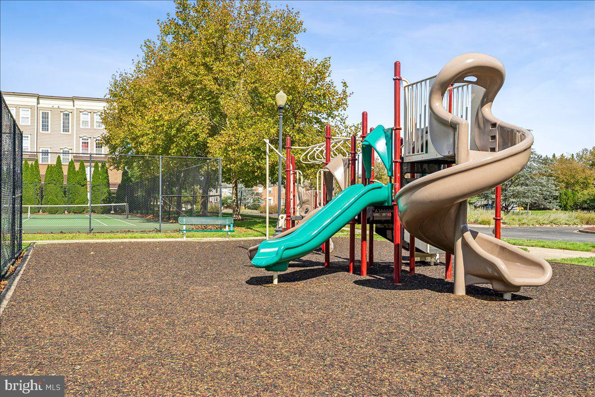 DEARBOUGHT - Residential