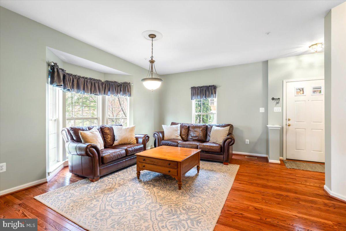 DEARBOUGHT - Residential