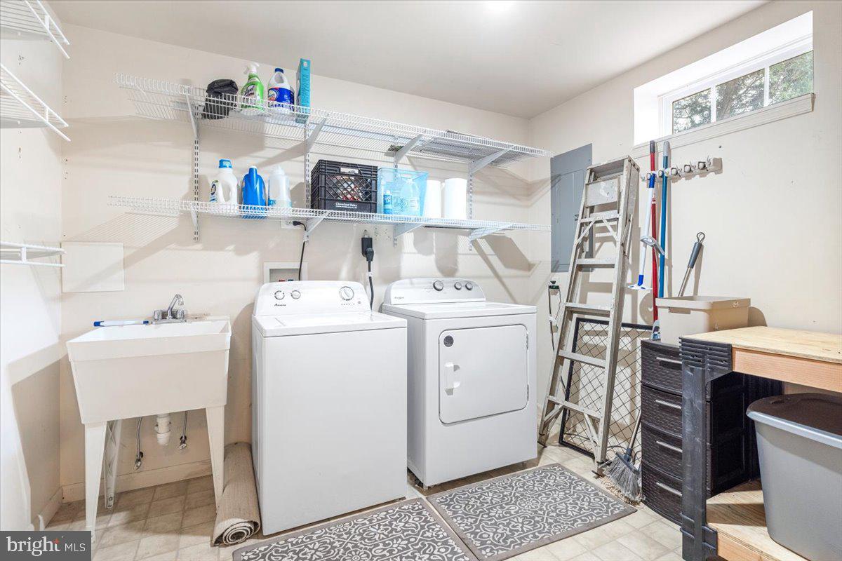 DEARBOUGHT - Residential