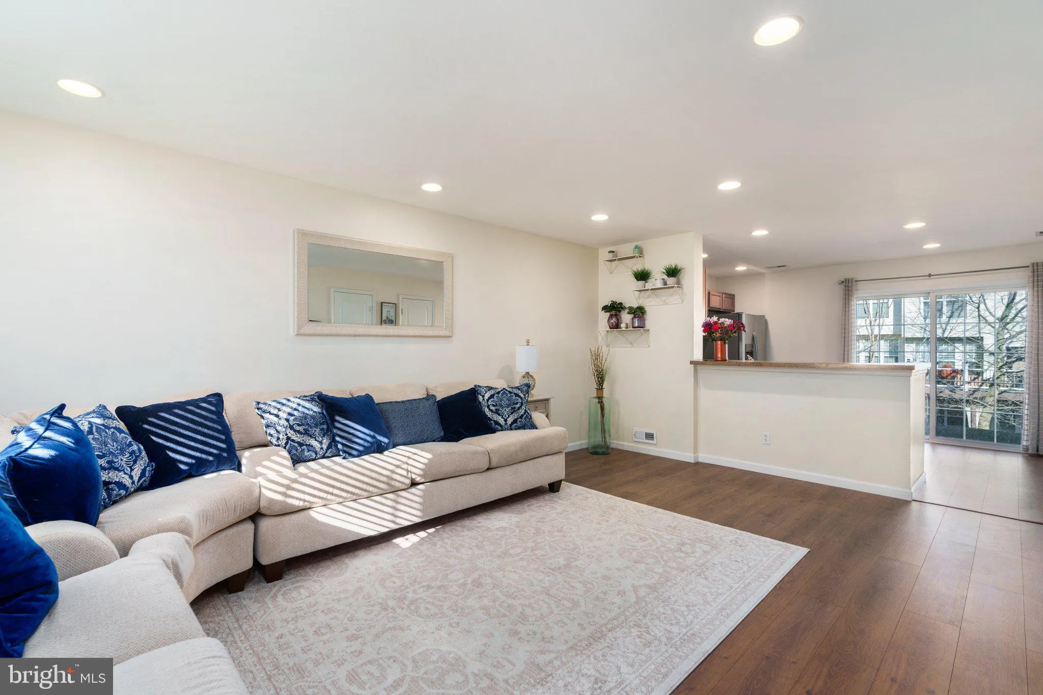 Breinigsville, Pennsylvania 18031, United States, 3 Bedrooms Bedrooms, ,2 BathroomsBathrooms,Residential,Pending,84288