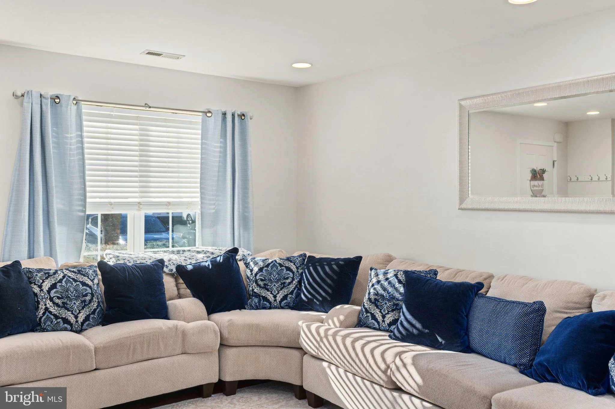 Breinigsville, Pennsylvania 18031, United States, 3 Bedrooms Bedrooms, ,2 BathroomsBathrooms,Residential,Pending,84288