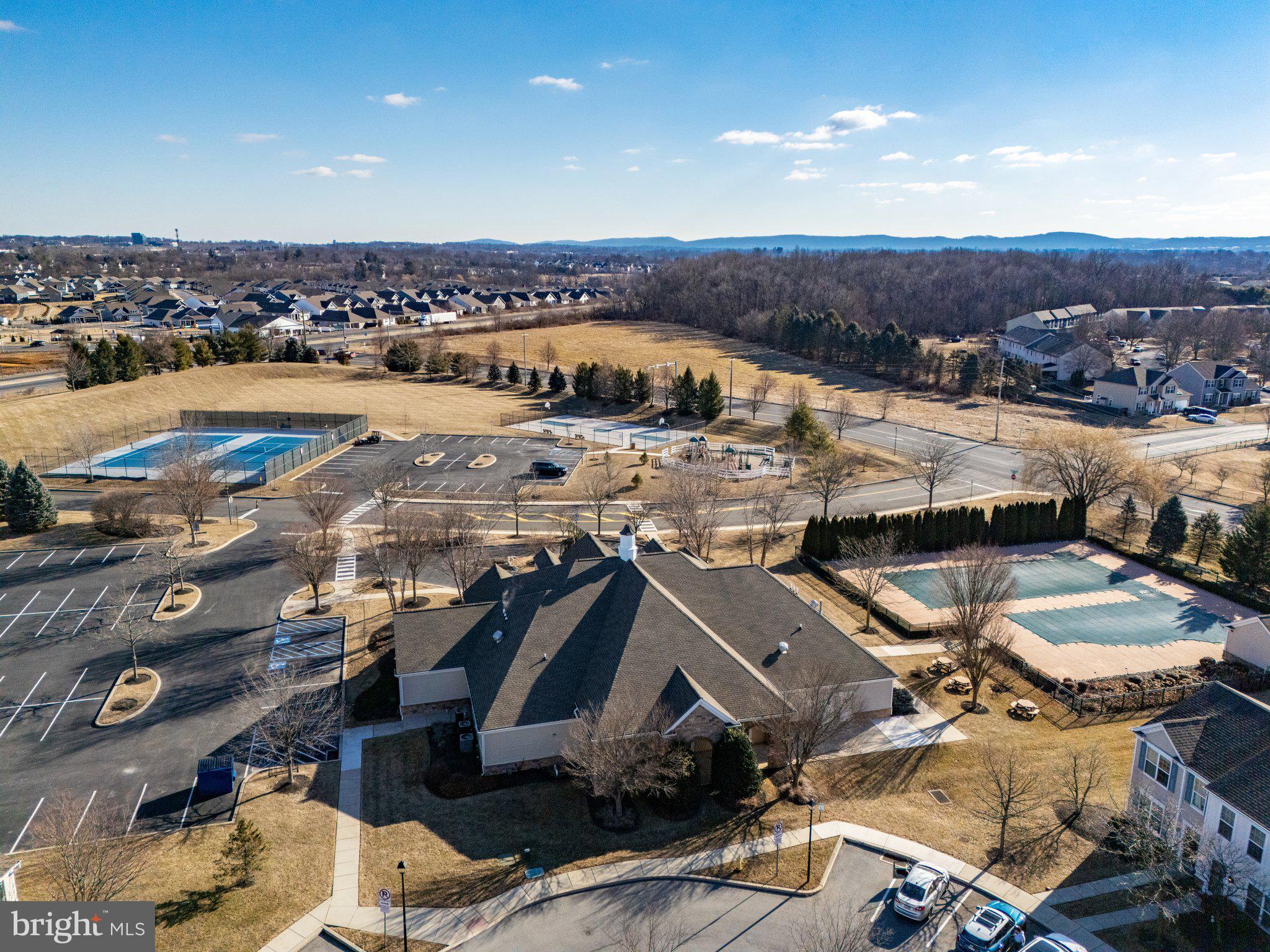 COLDWATER CROSSING - Residential