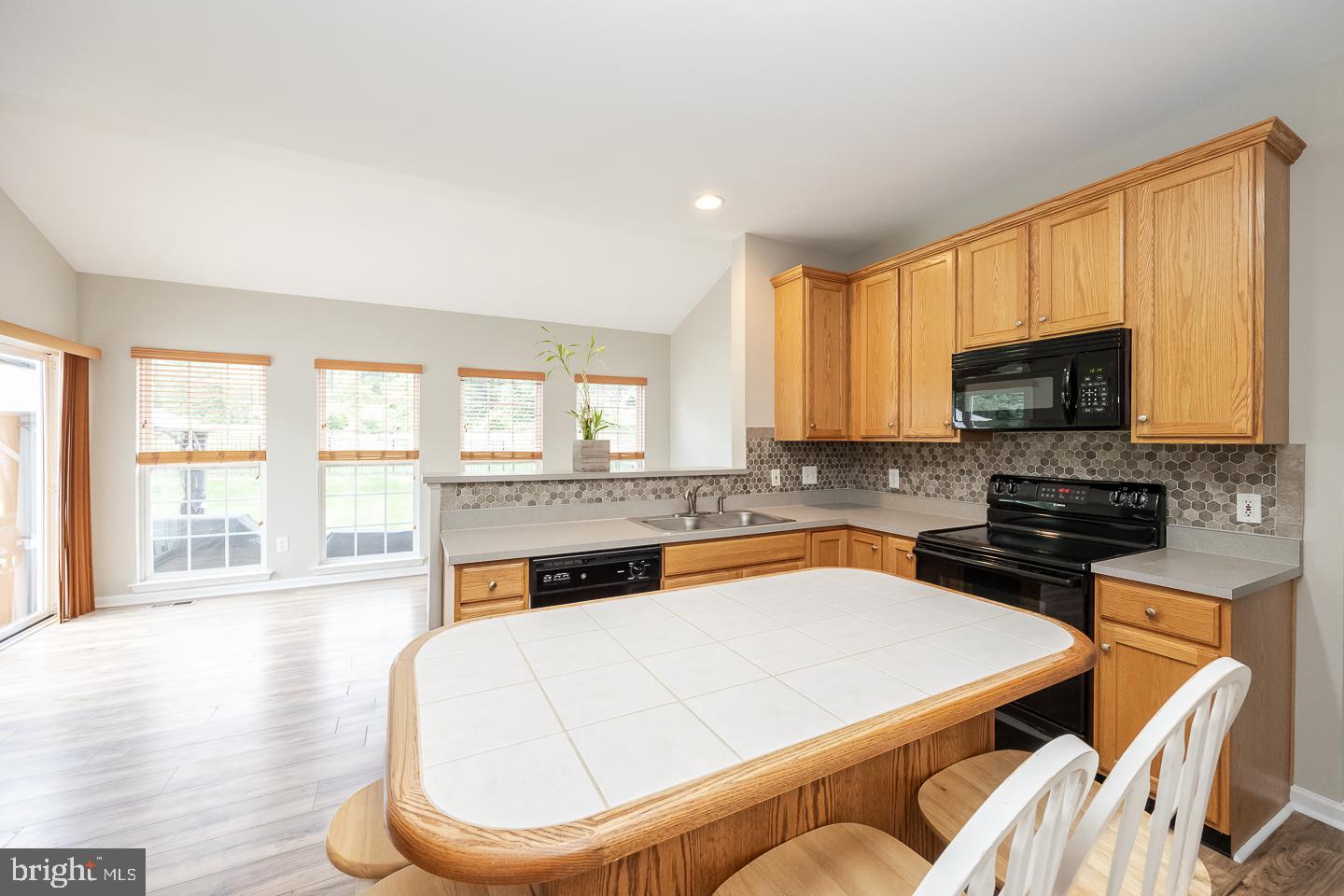 406 FLAGSTONE CIRCLE