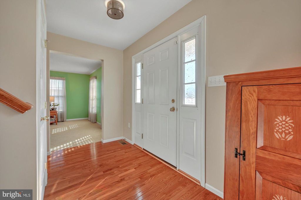 Photo of 615 CREEKSIDE LN, LITITZ, PA 17543 (MLS # PALA2031842)