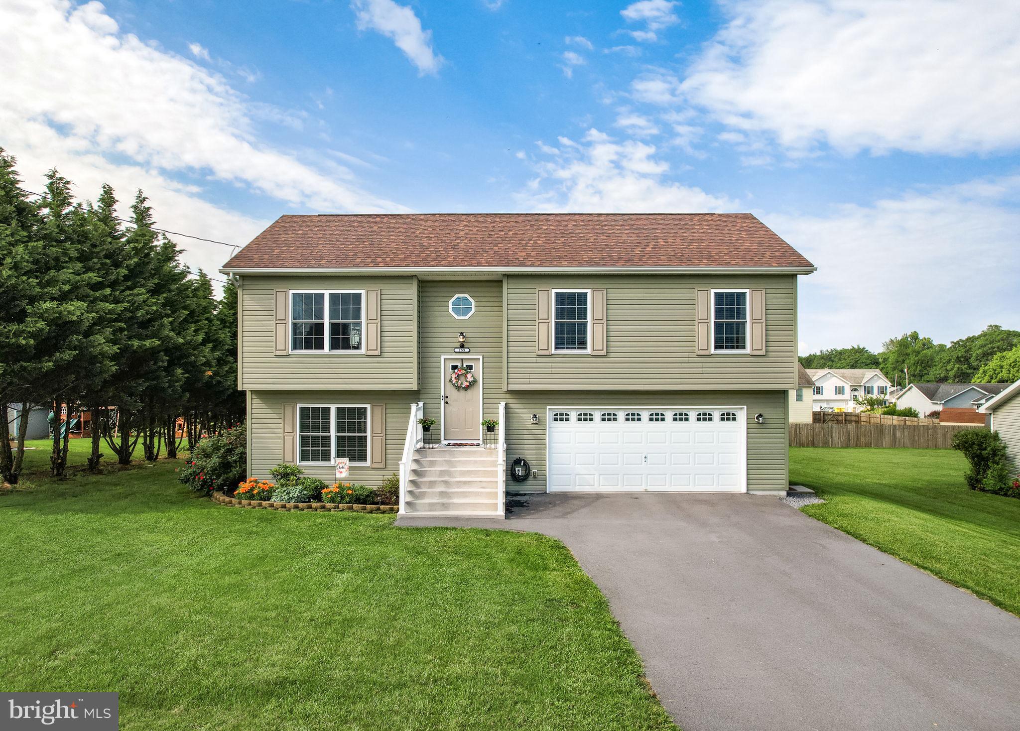 ELIZABETH STATION - Residential