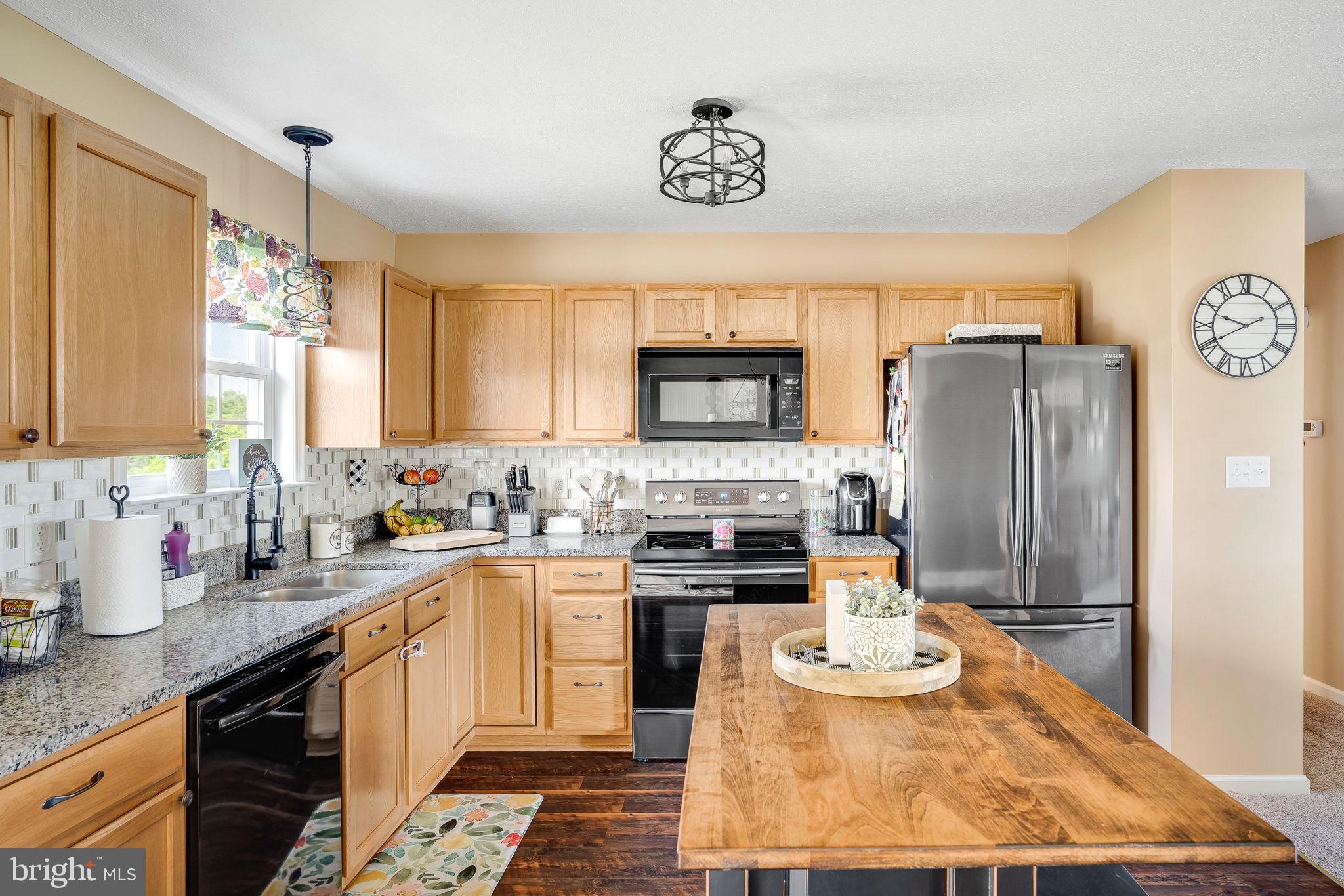 ELIZABETH STATION - Residential