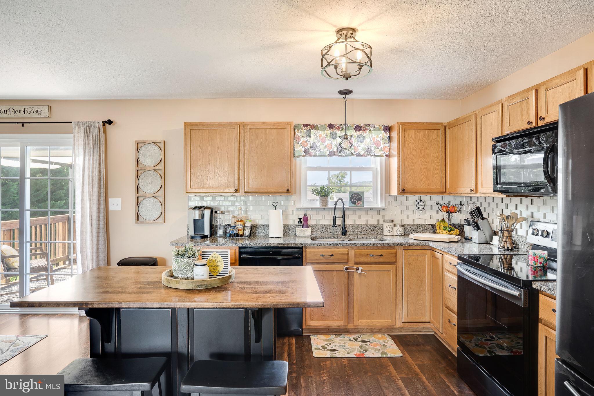 ELIZABETH STATION - Residential