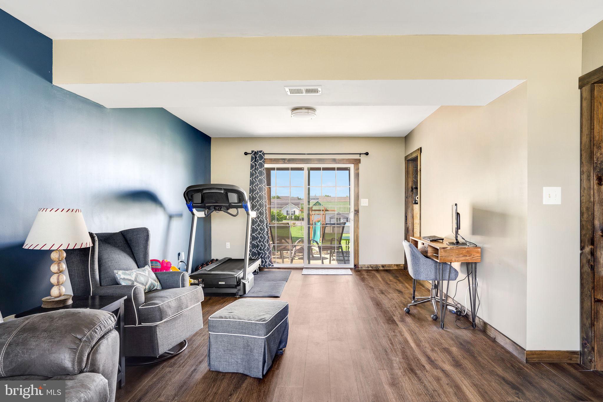 ELIZABETH STATION - Residential