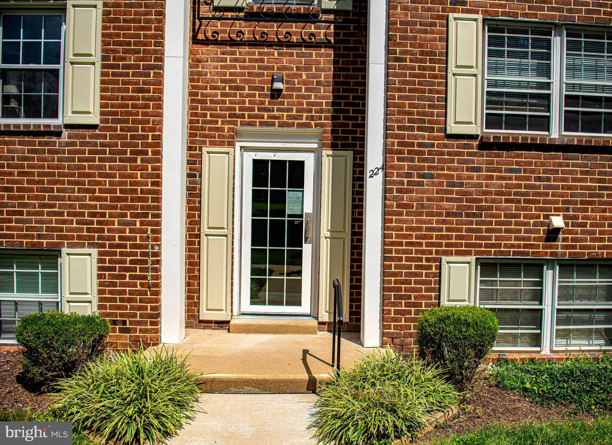 224 CROCKER DRIVE F 224-F