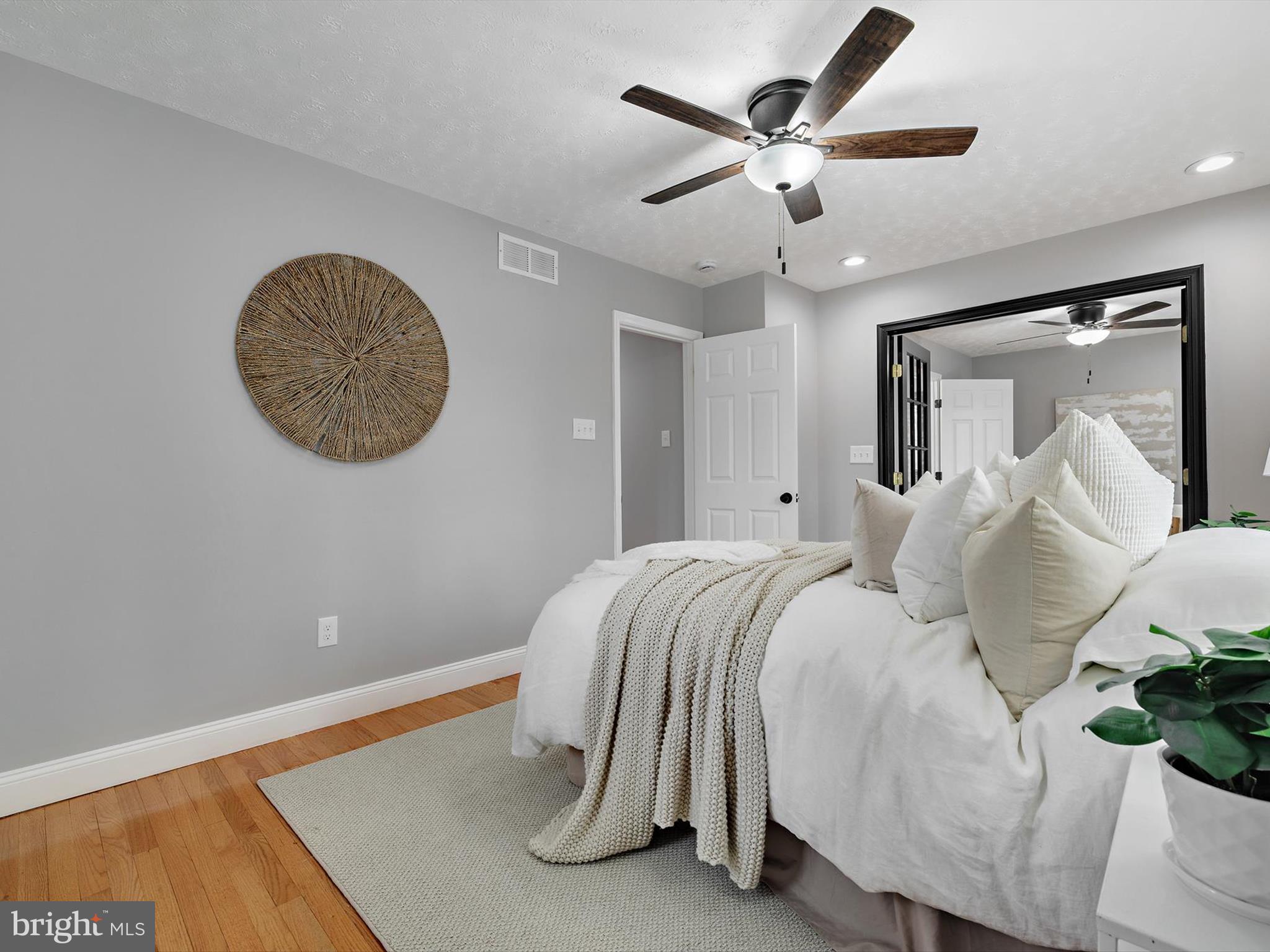 DOVER DOWNS - Residential