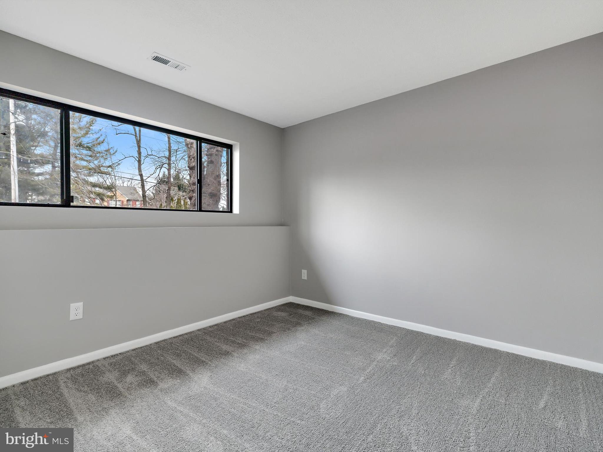 DOVER DOWNS - Residential