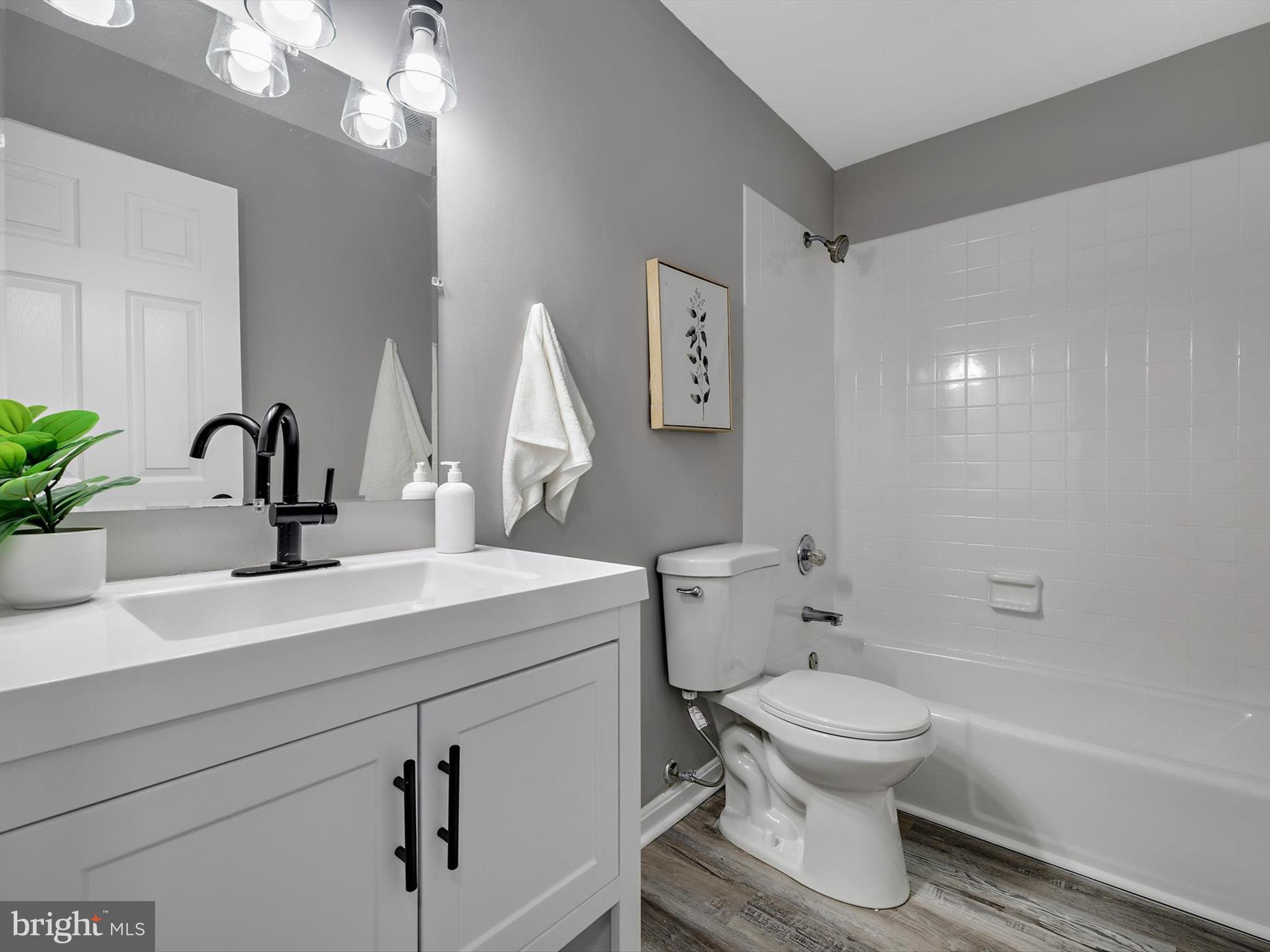 DOVER DOWNS - Residential