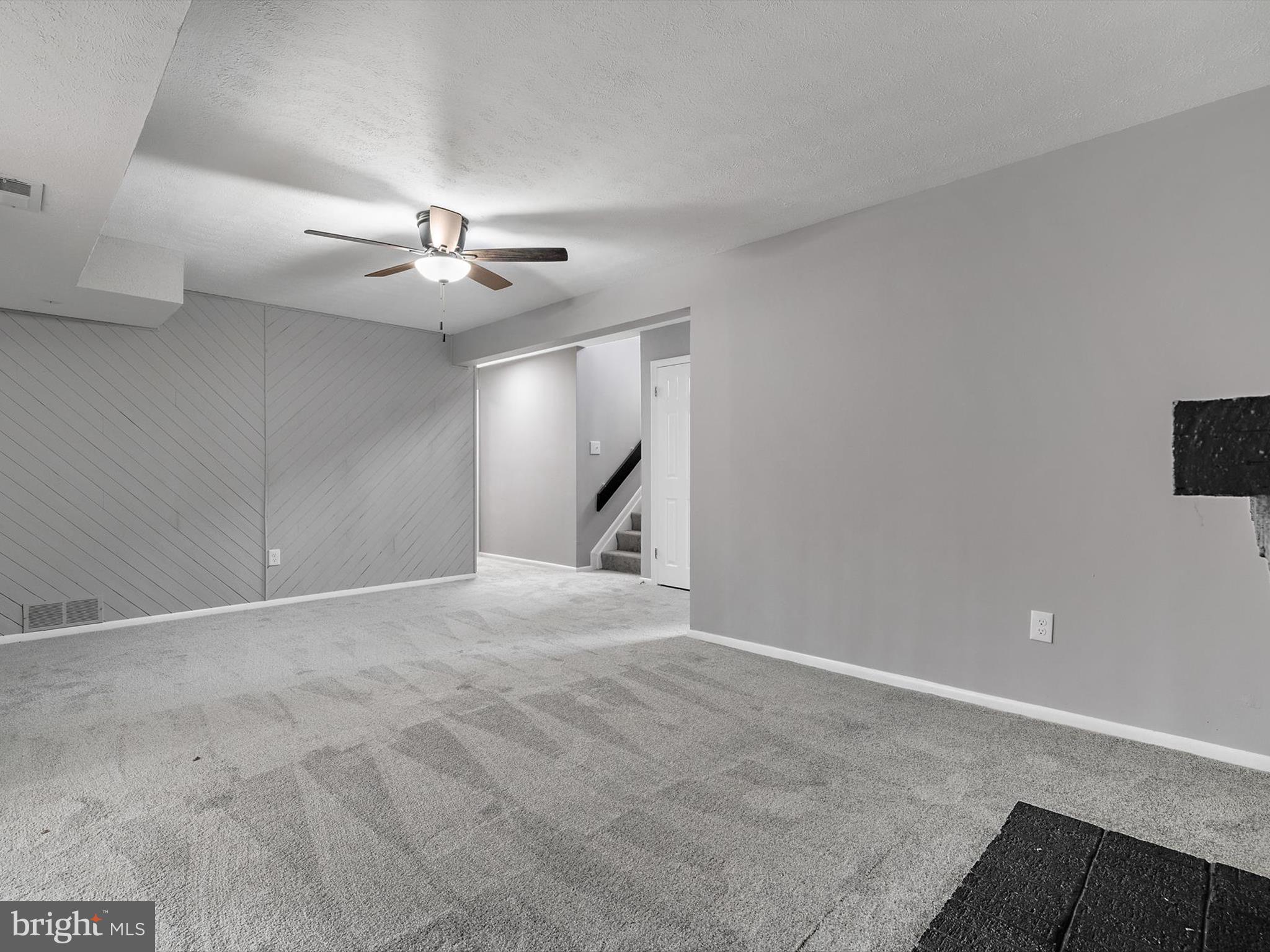 DOVER DOWNS - Residential