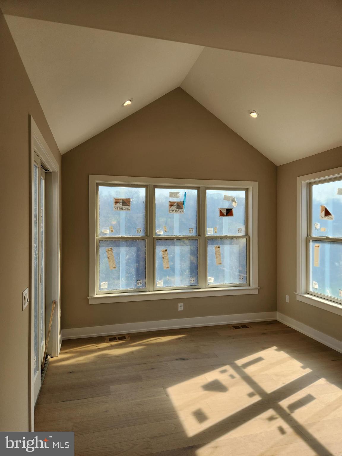 OAK HILL - Residential