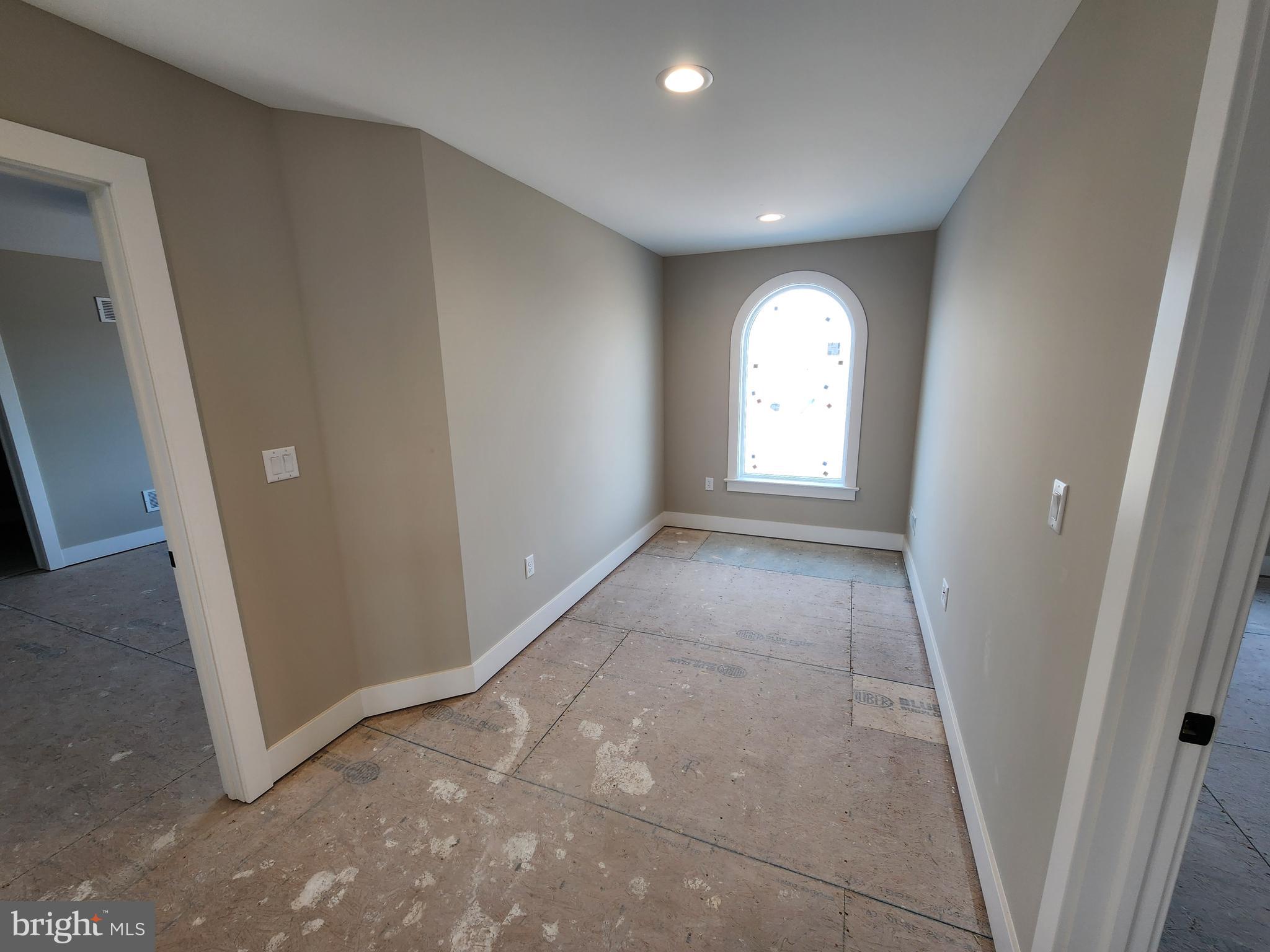 OAK HILL - Residential