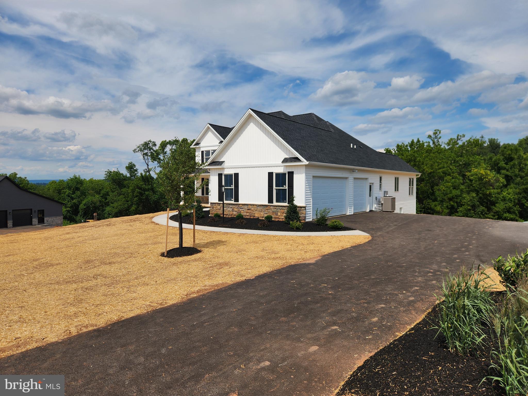406 WILLOW OAK DRIVE