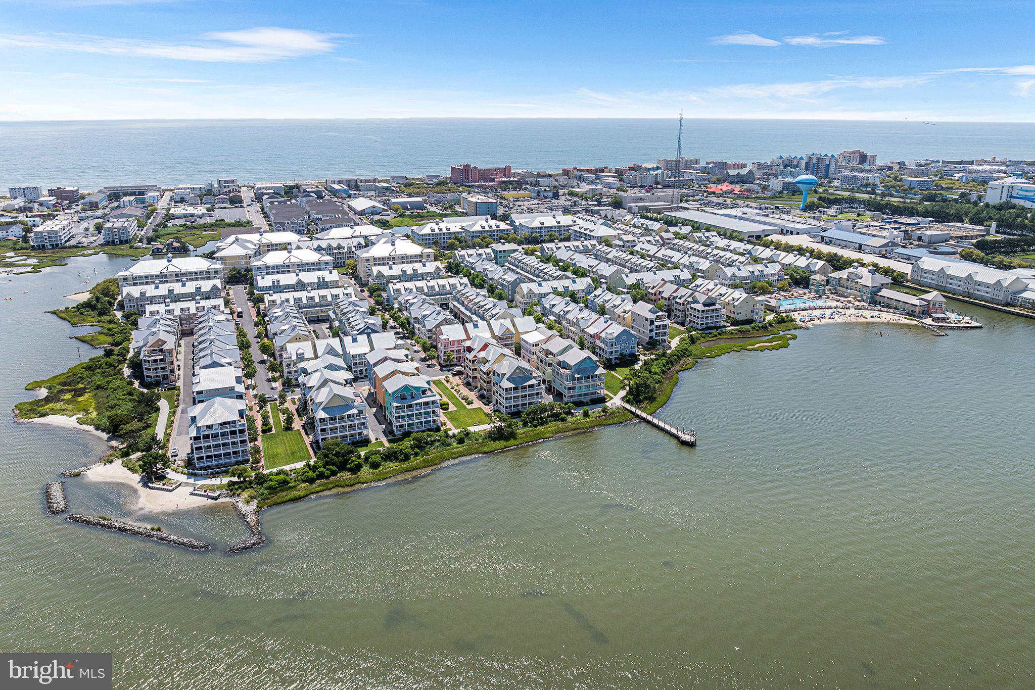 35 FOUNTAIN DRIVE W 2A