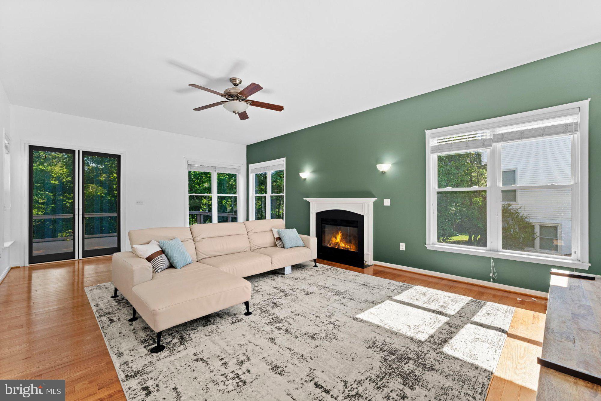 4909 FOX CREEK COURT