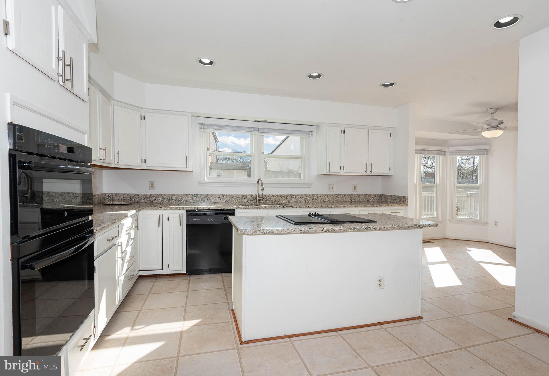 HIGHLAND MEADOWS-PLAT 5> - Residential