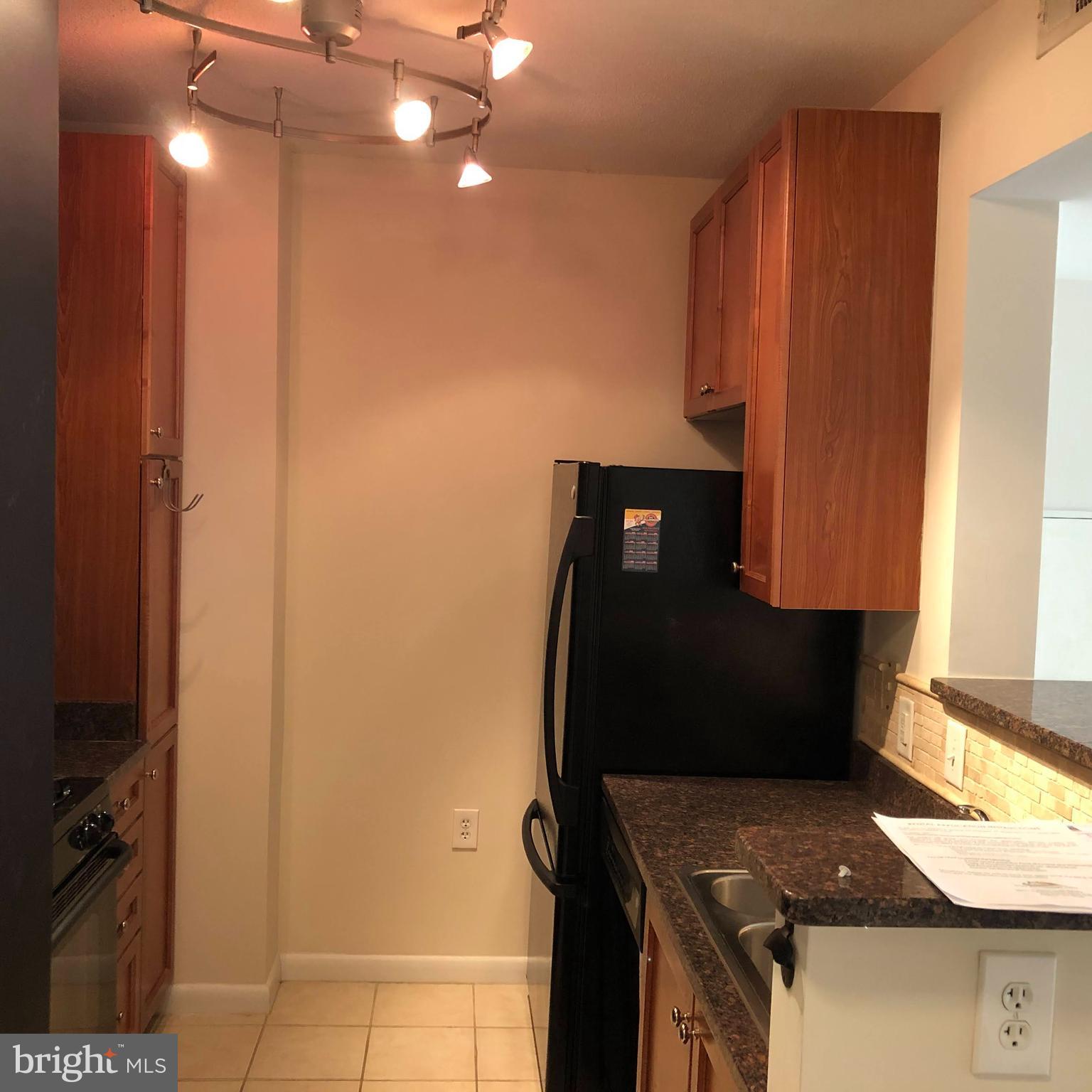 851 N GLEBE ROAD 1407