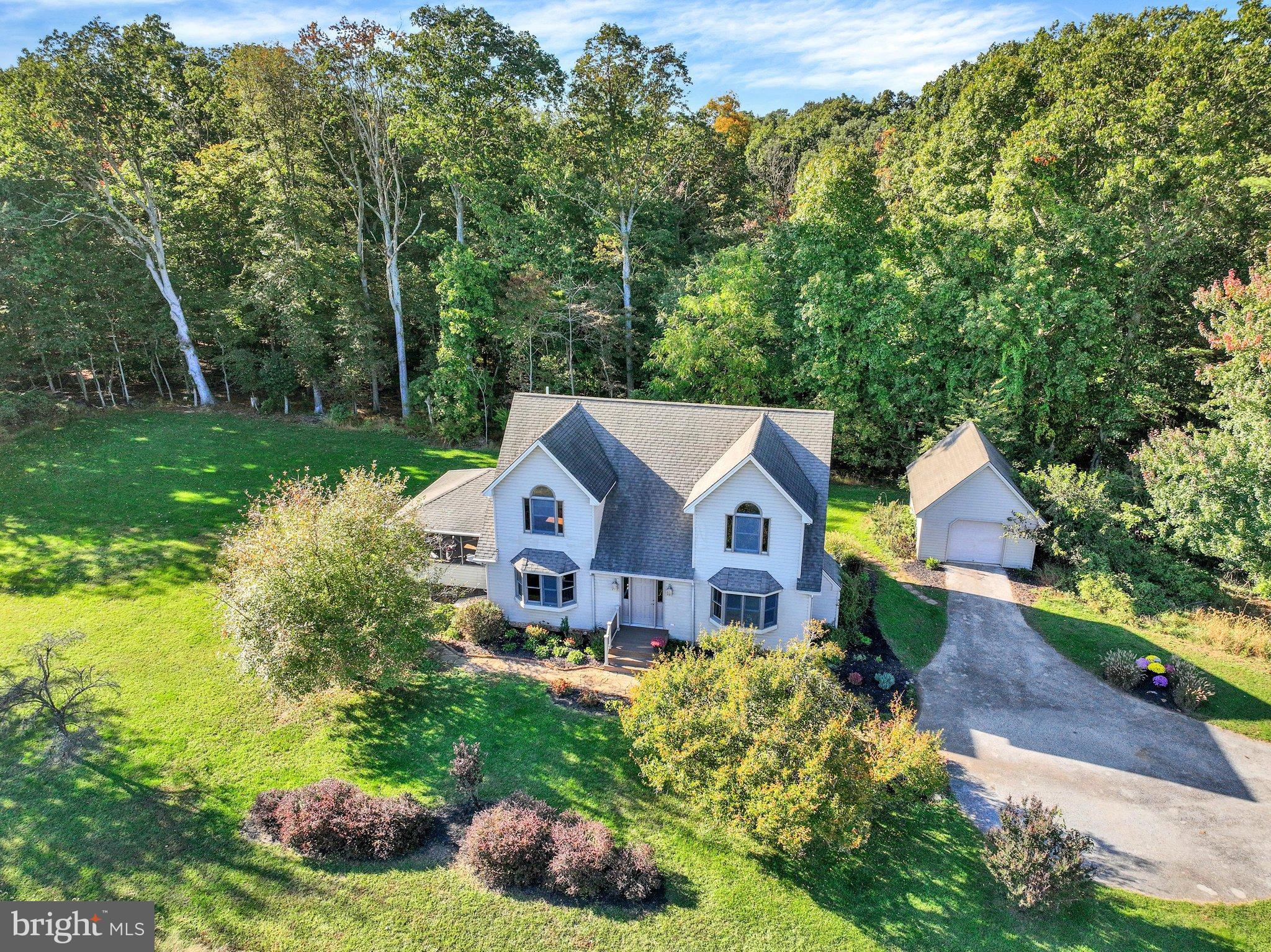21720 W LIBERTY ROAD