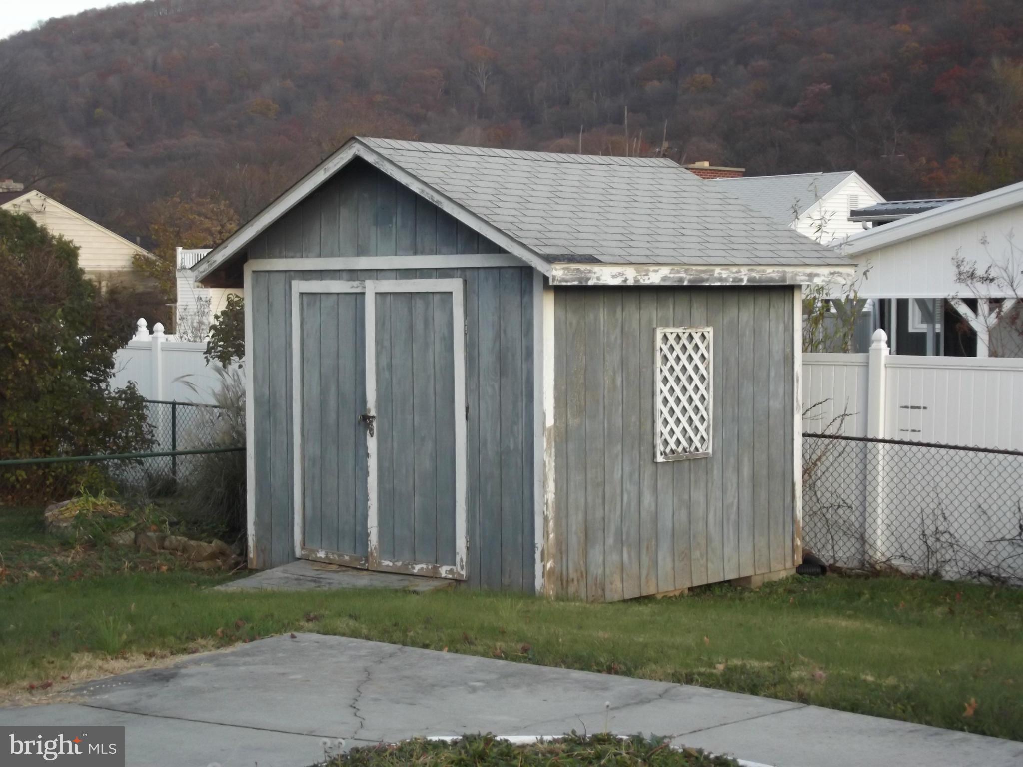 AIRPORT ADDITION - Residential