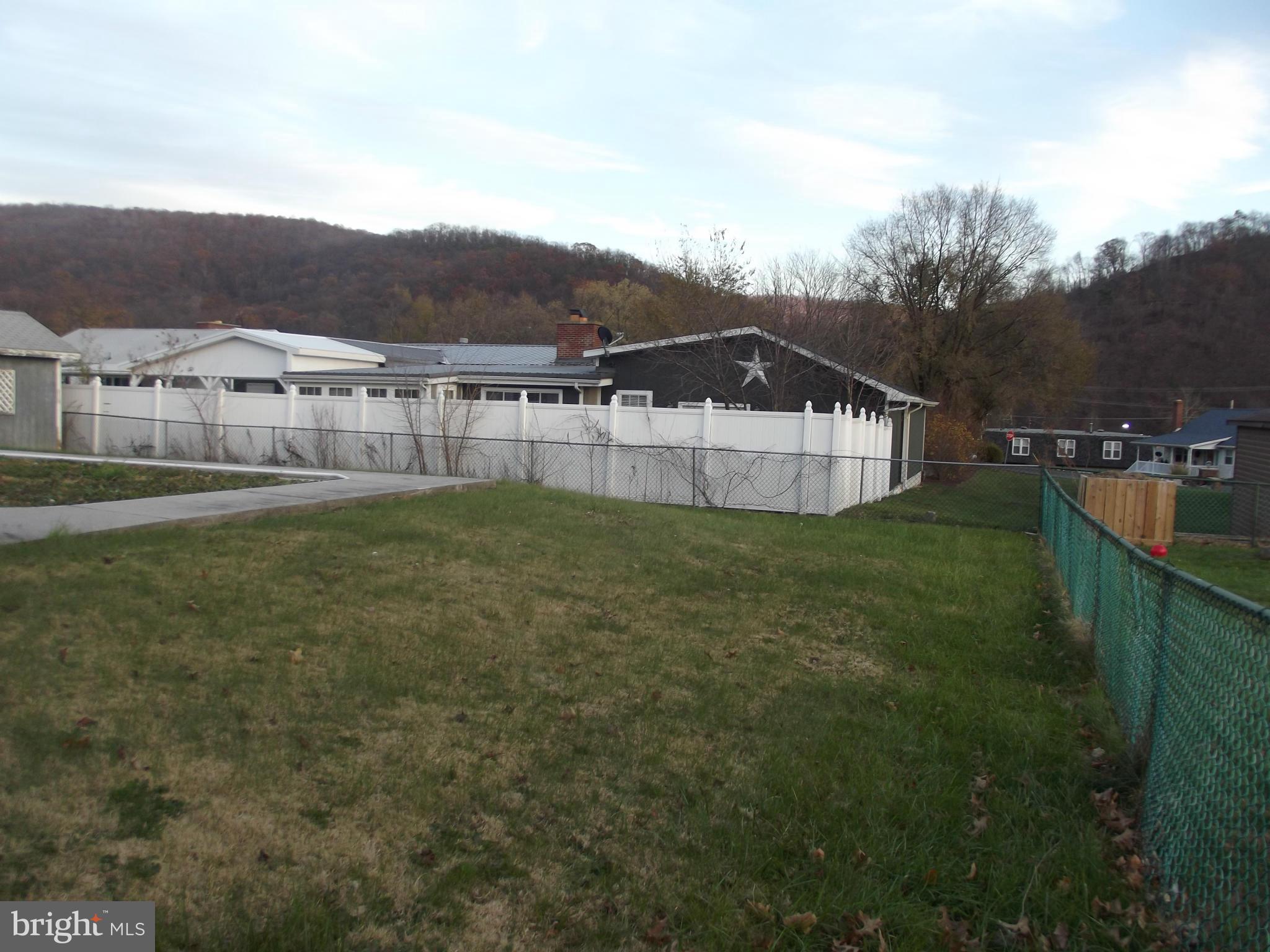 AIRPORT ADDITION - Residential