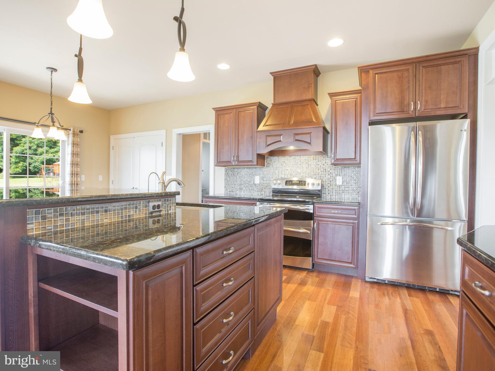 QUAIL CREEK - Residential