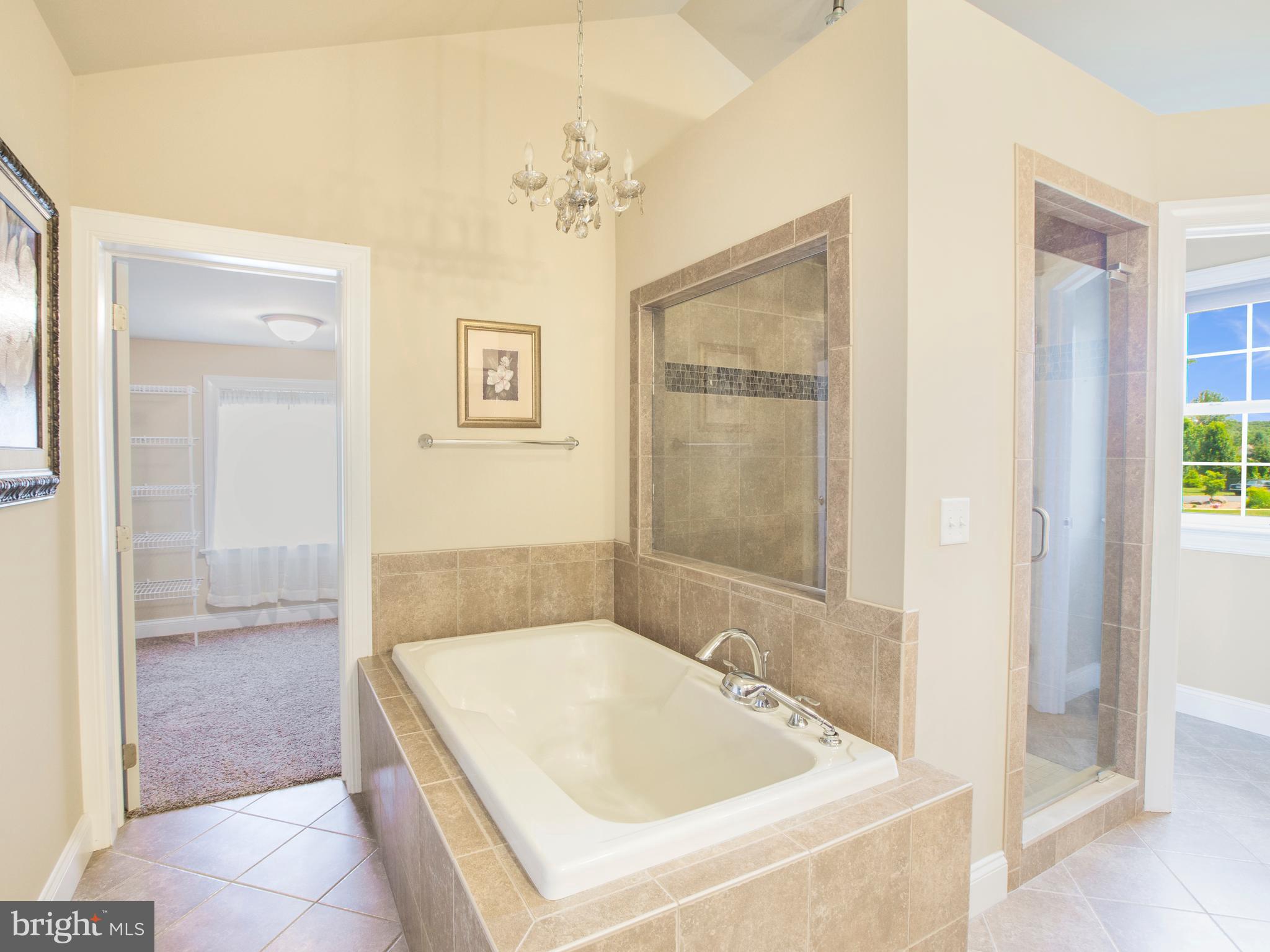 QUAIL CREEK - Residential