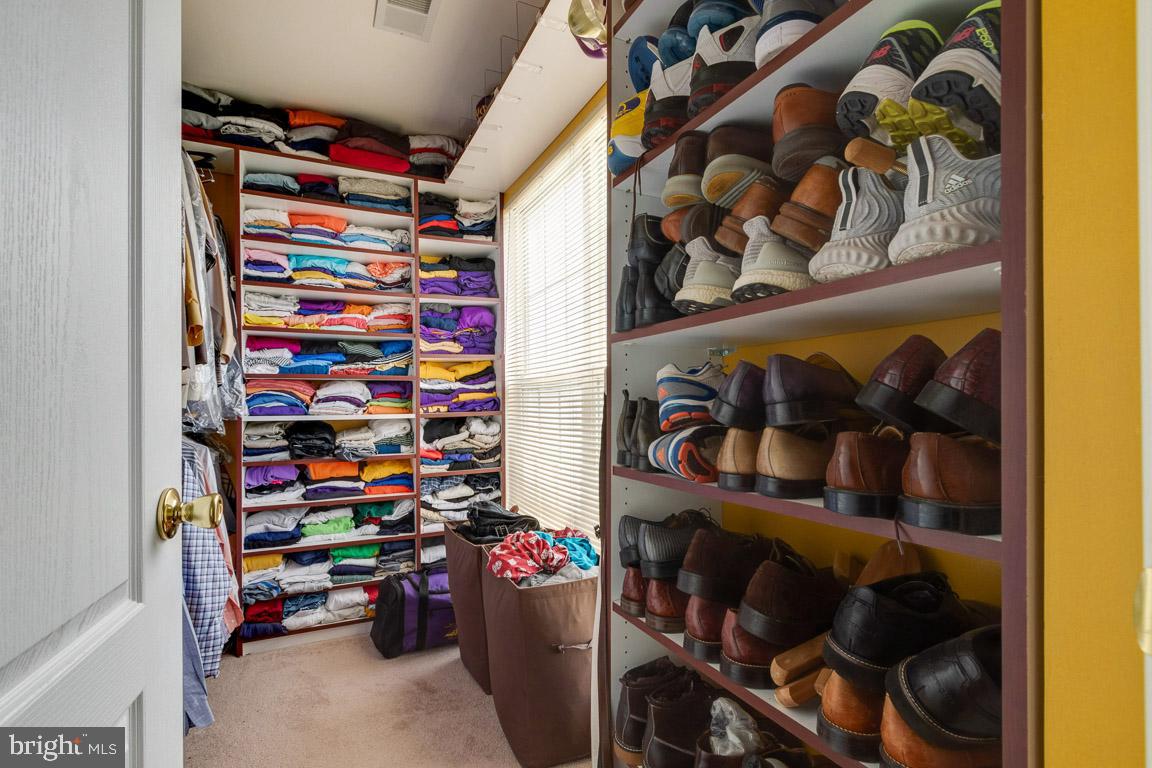 KINGSVIEW - Residential