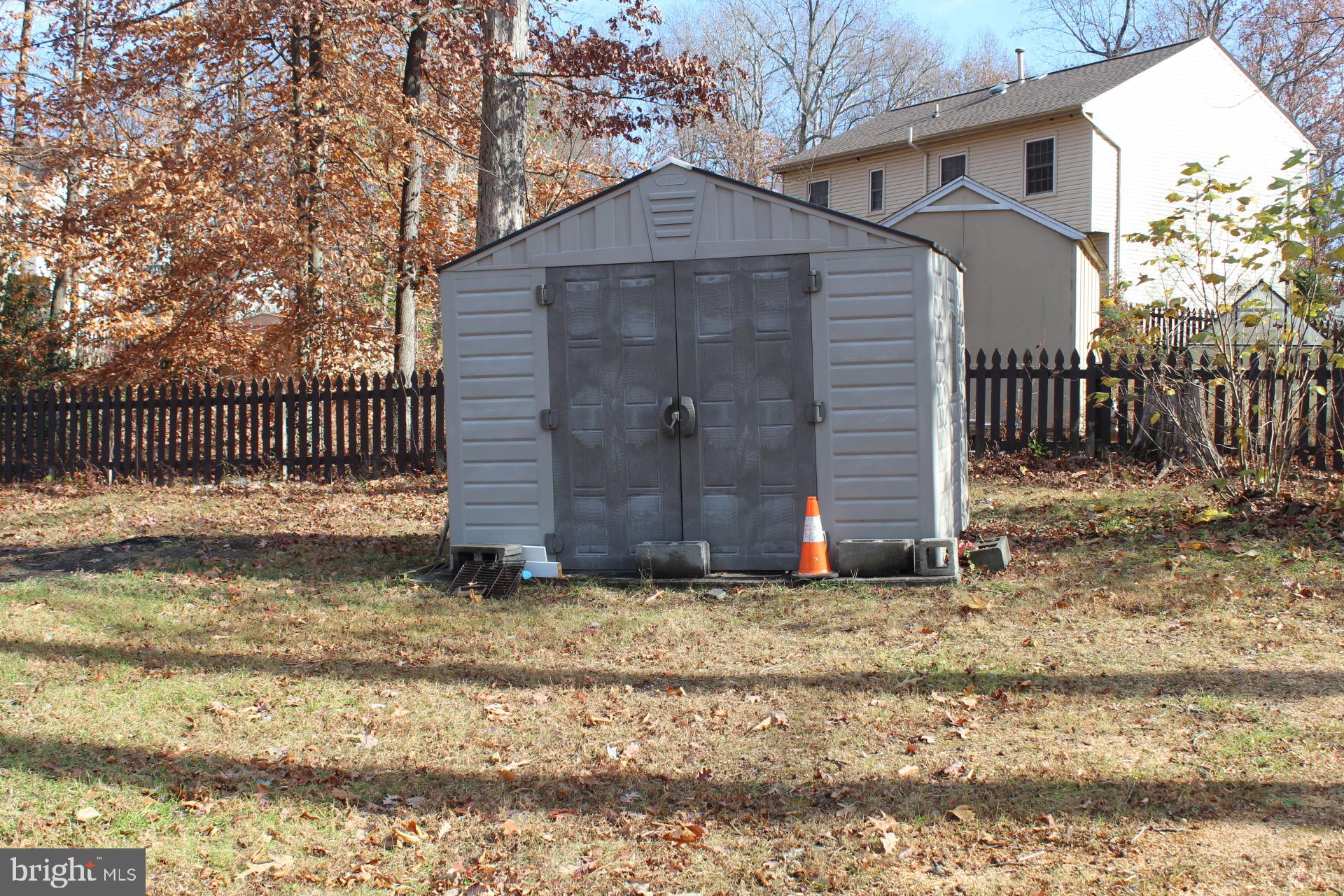 SURRY WOODS - Residential