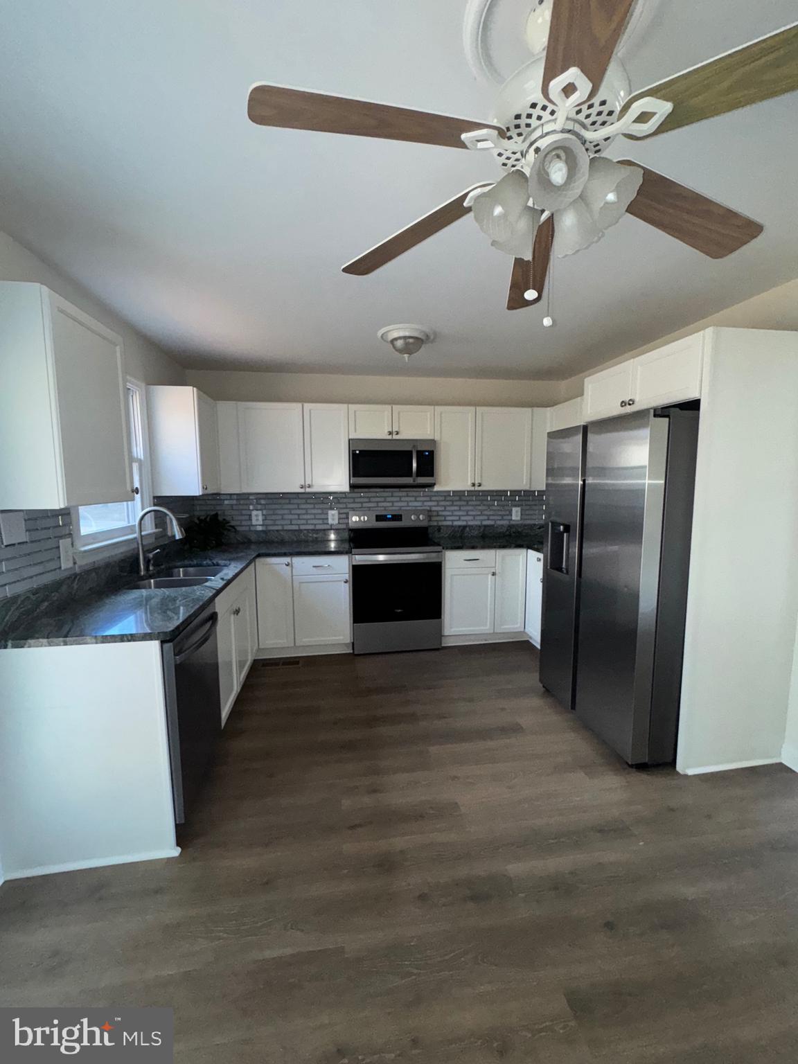 SURRY WOODS - Residential