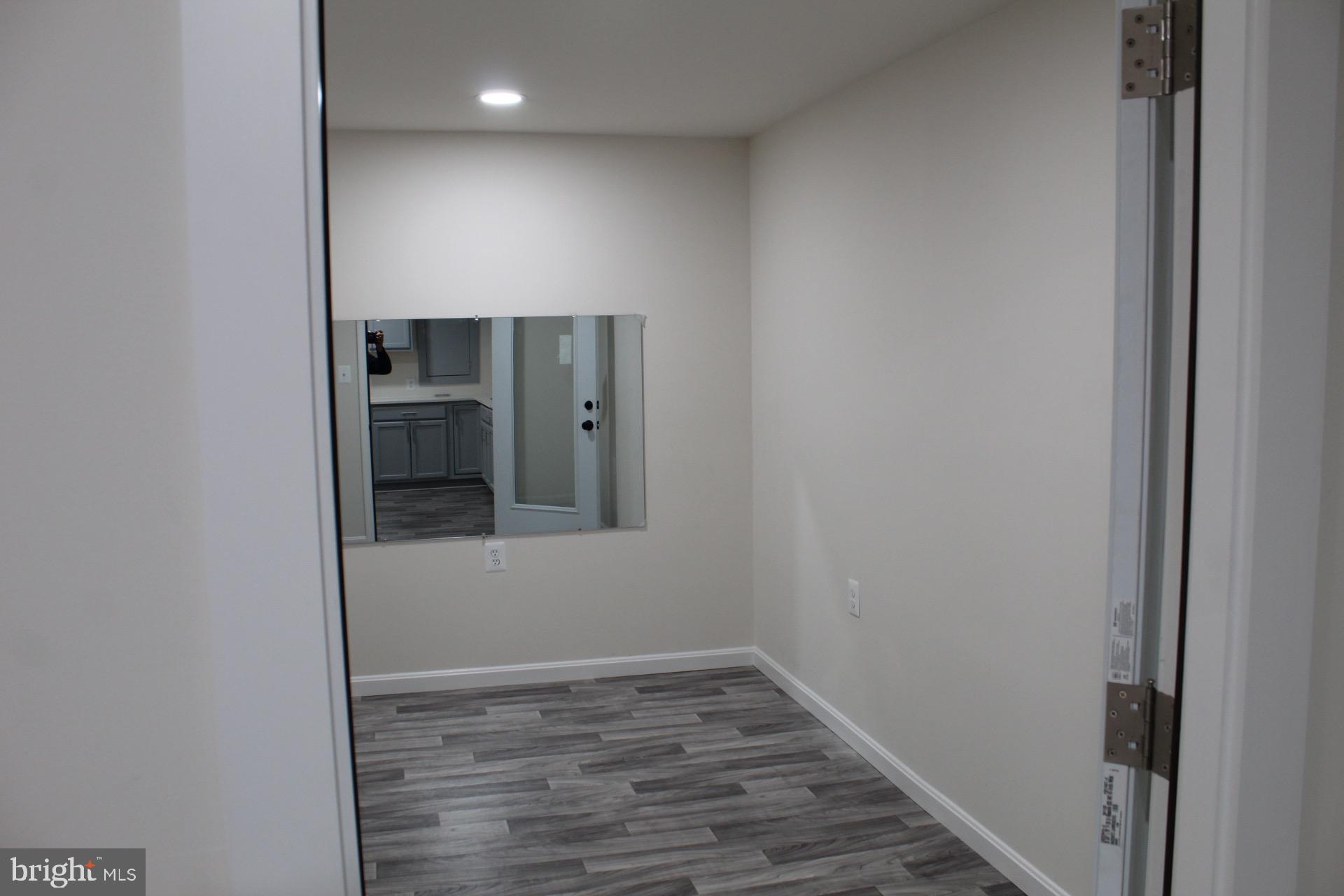 SURRY WOODS - Residential