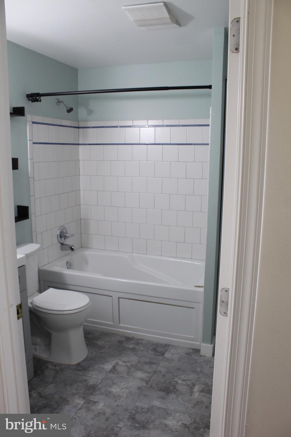 SURRY WOODS - Residential