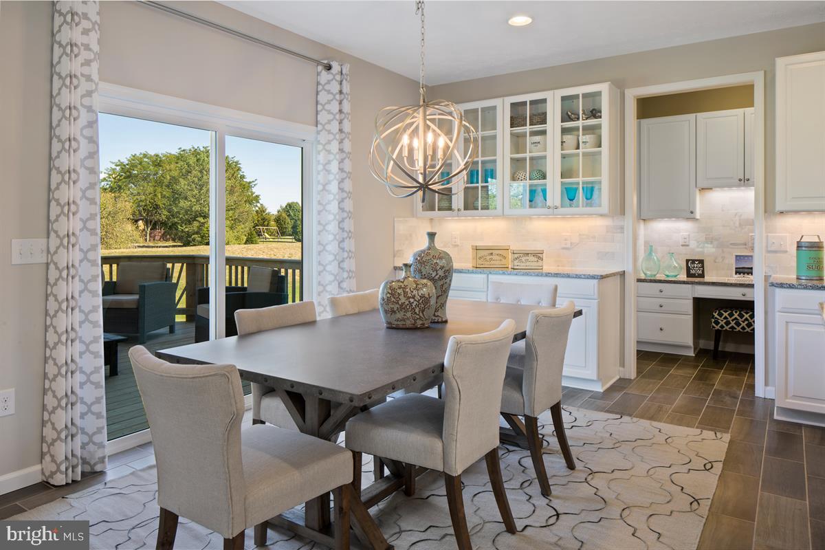 REGENTS GLEN - Residential