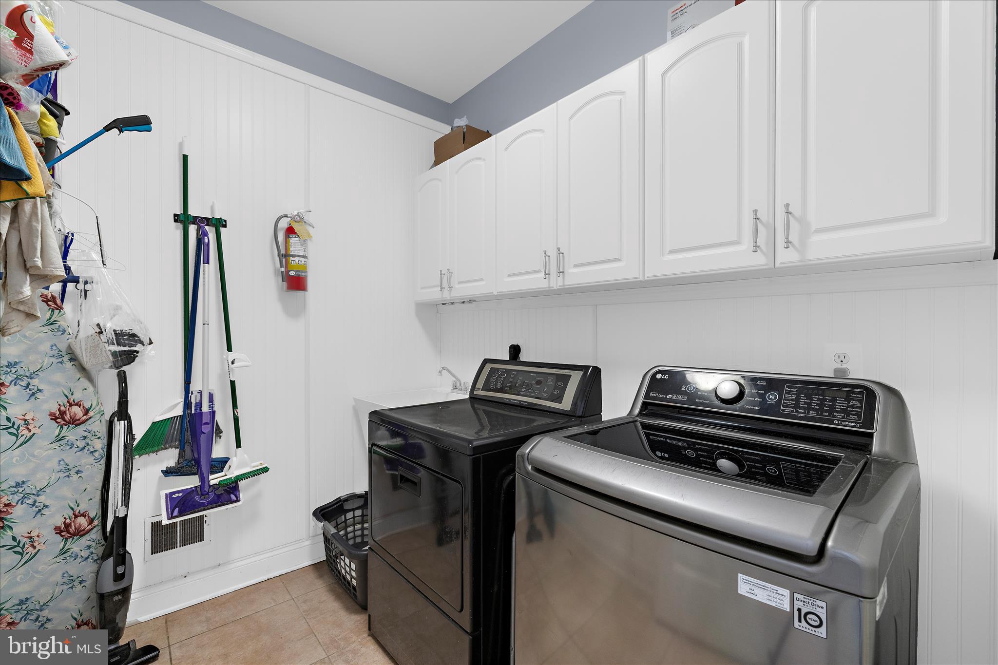 BROOKSIDE MEADOW - Residential