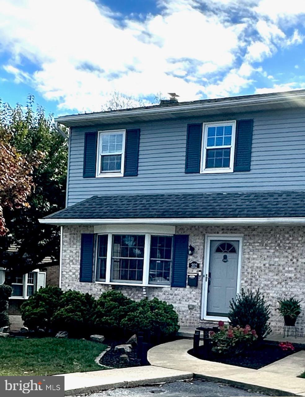 202 POPODICKON DRIVE