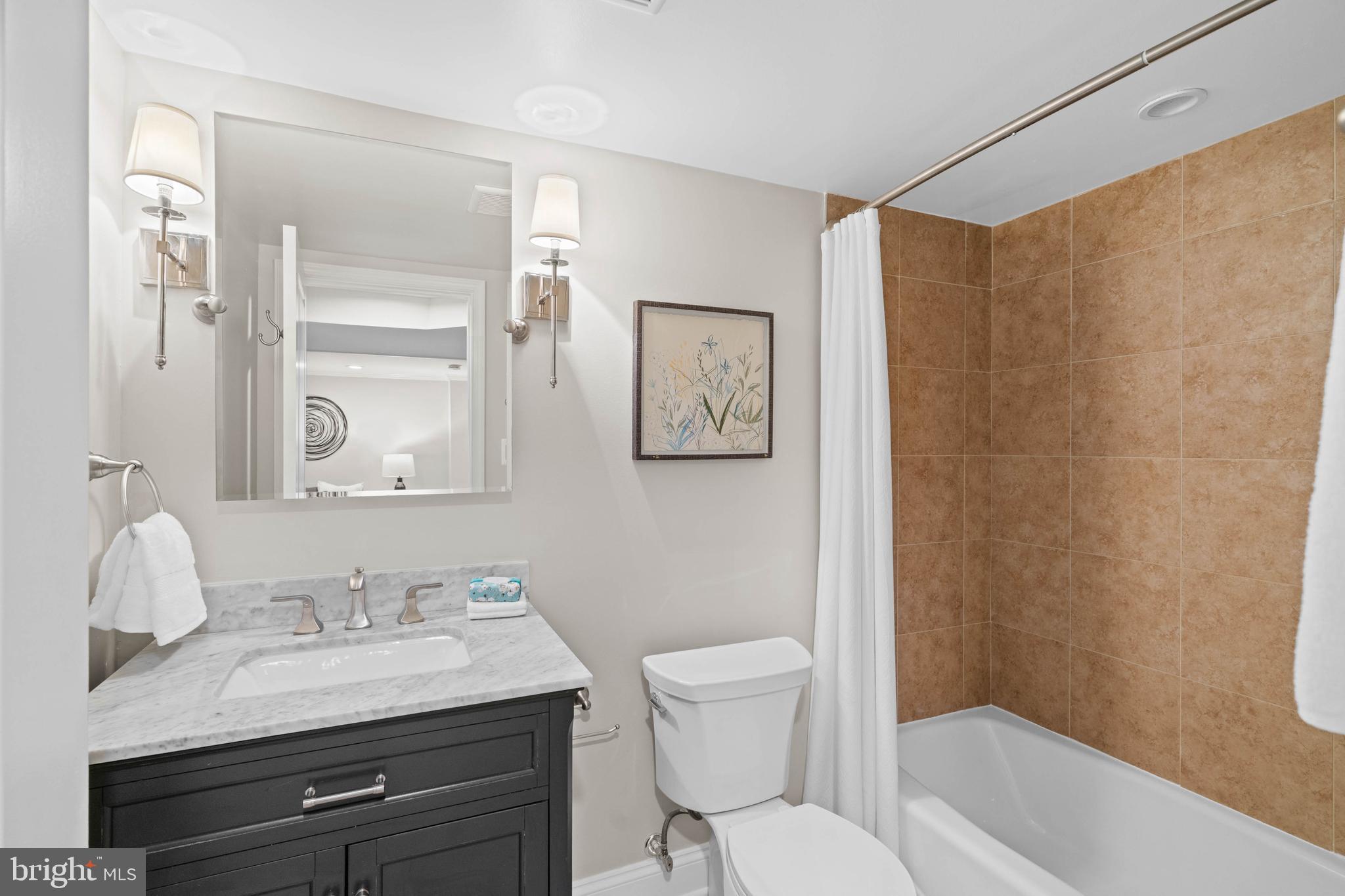 YORKTOWN VILLAGE - Residential