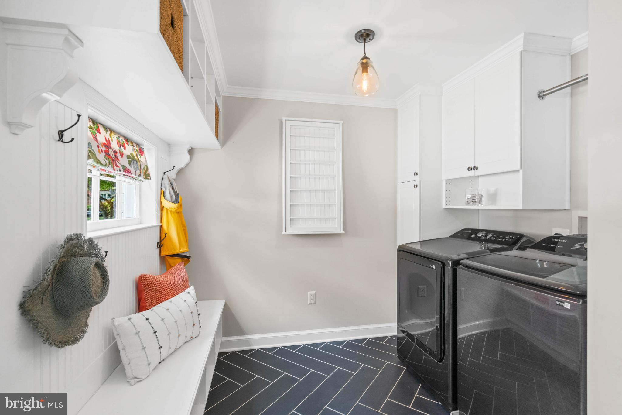 YORKTOWN VILLAGE - Residential