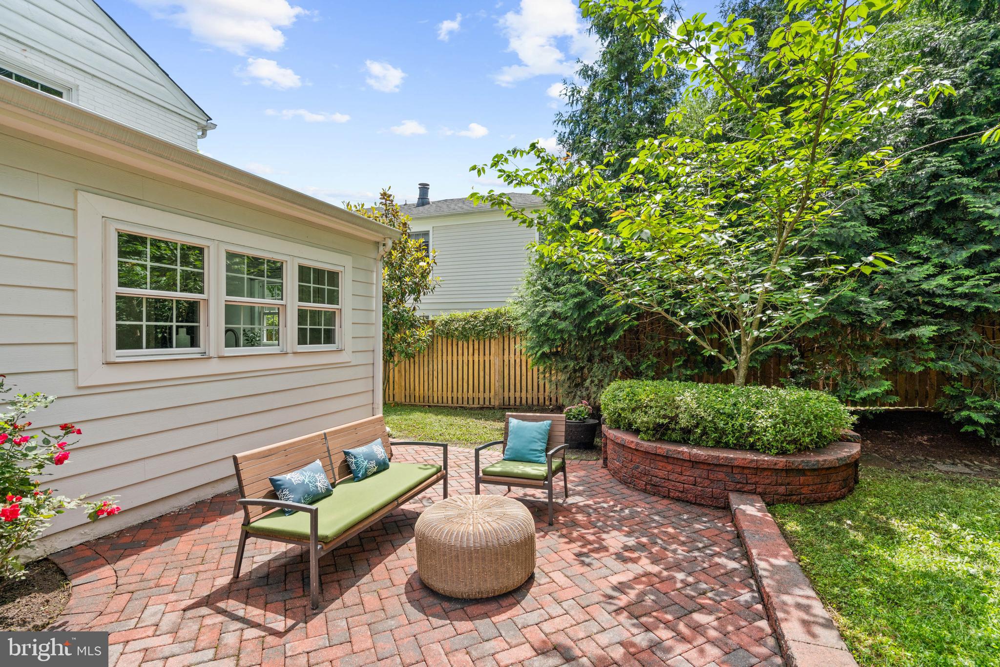 YORKTOWN VILLAGE - Residential