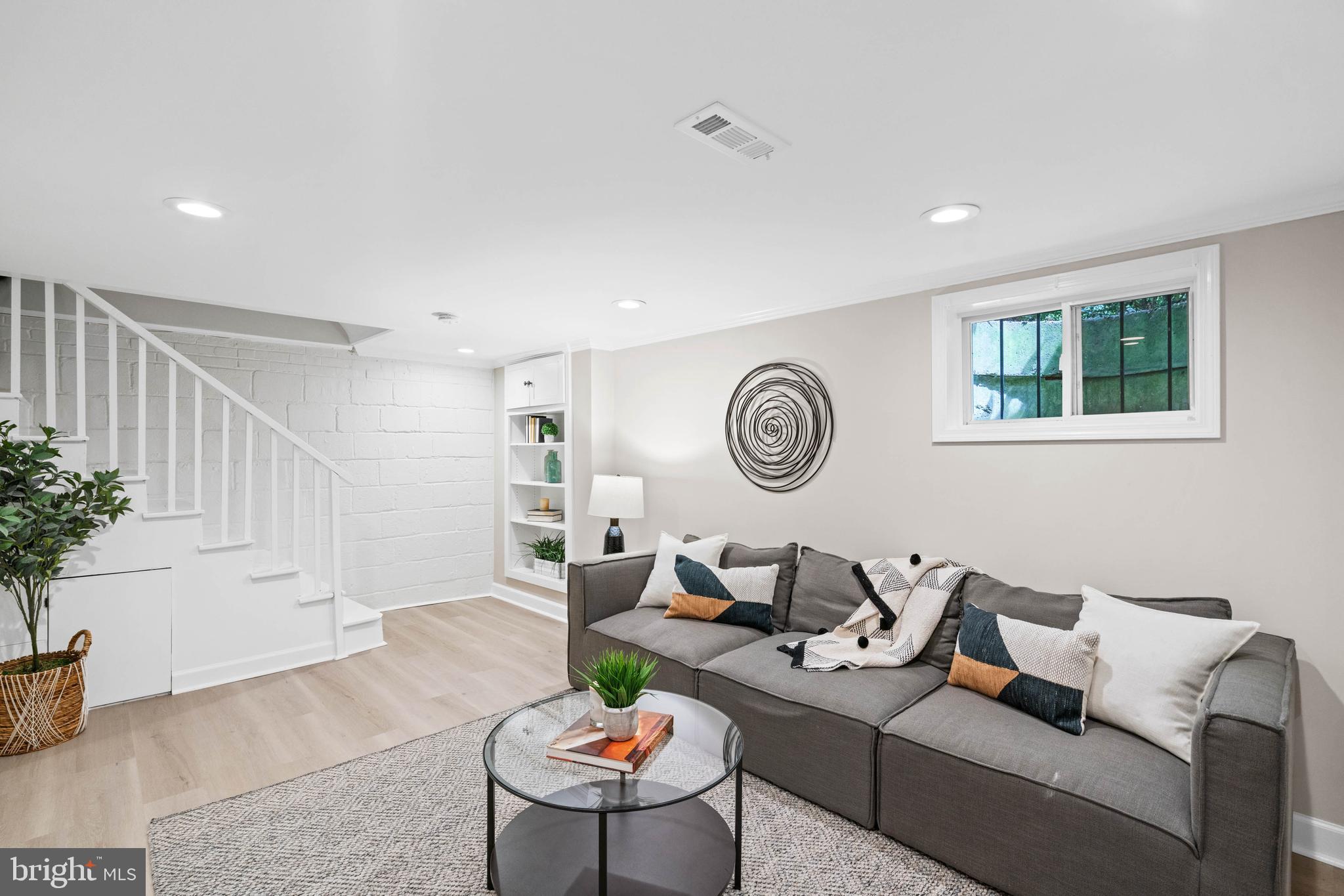 YORKTOWN VILLAGE - Residential