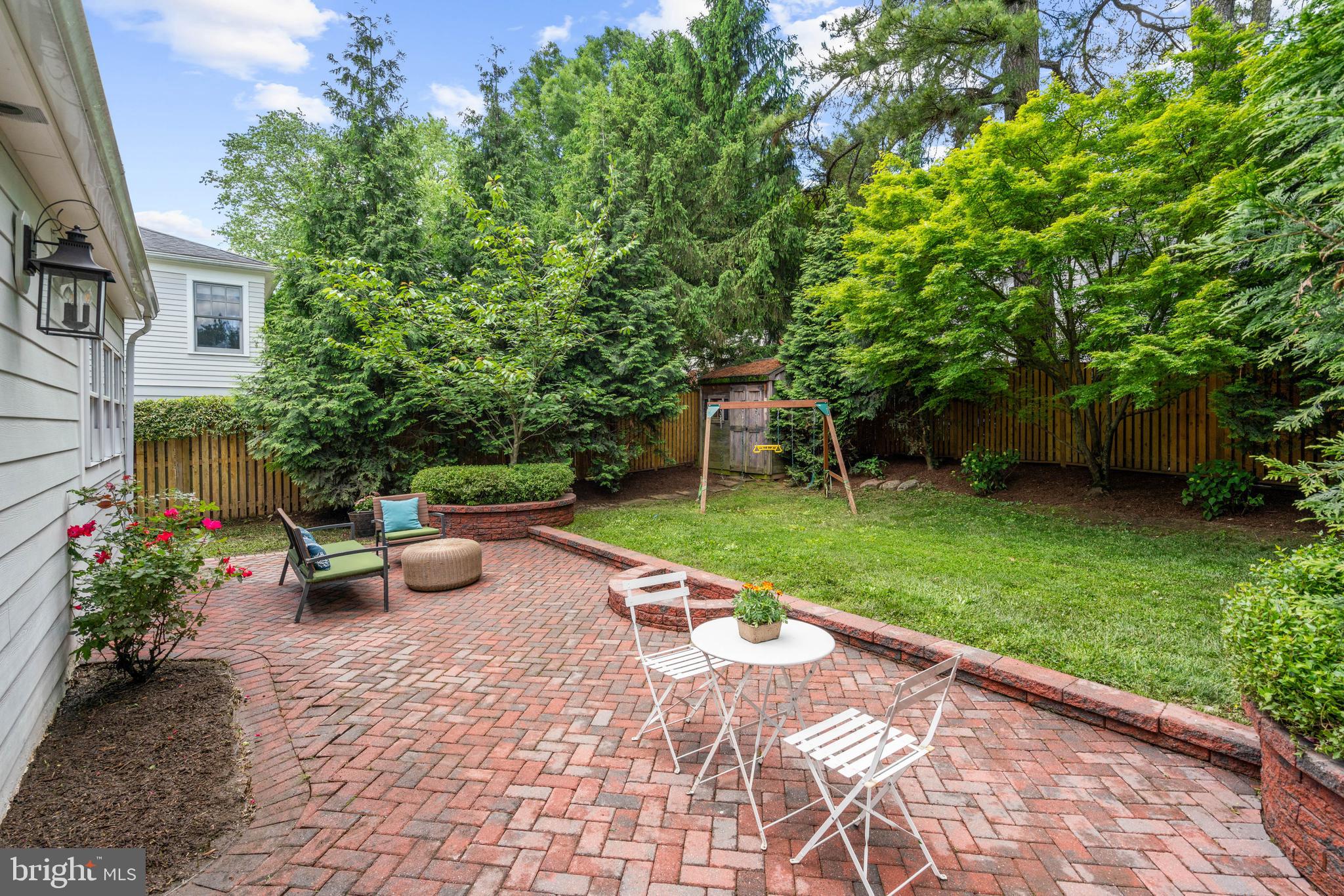 YORKTOWN VILLAGE - Residential