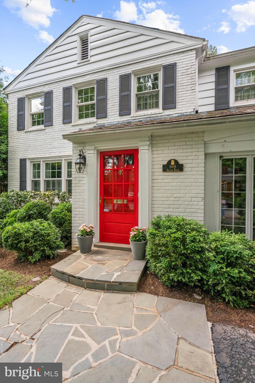 YORKTOWN VILLAGE - Residential