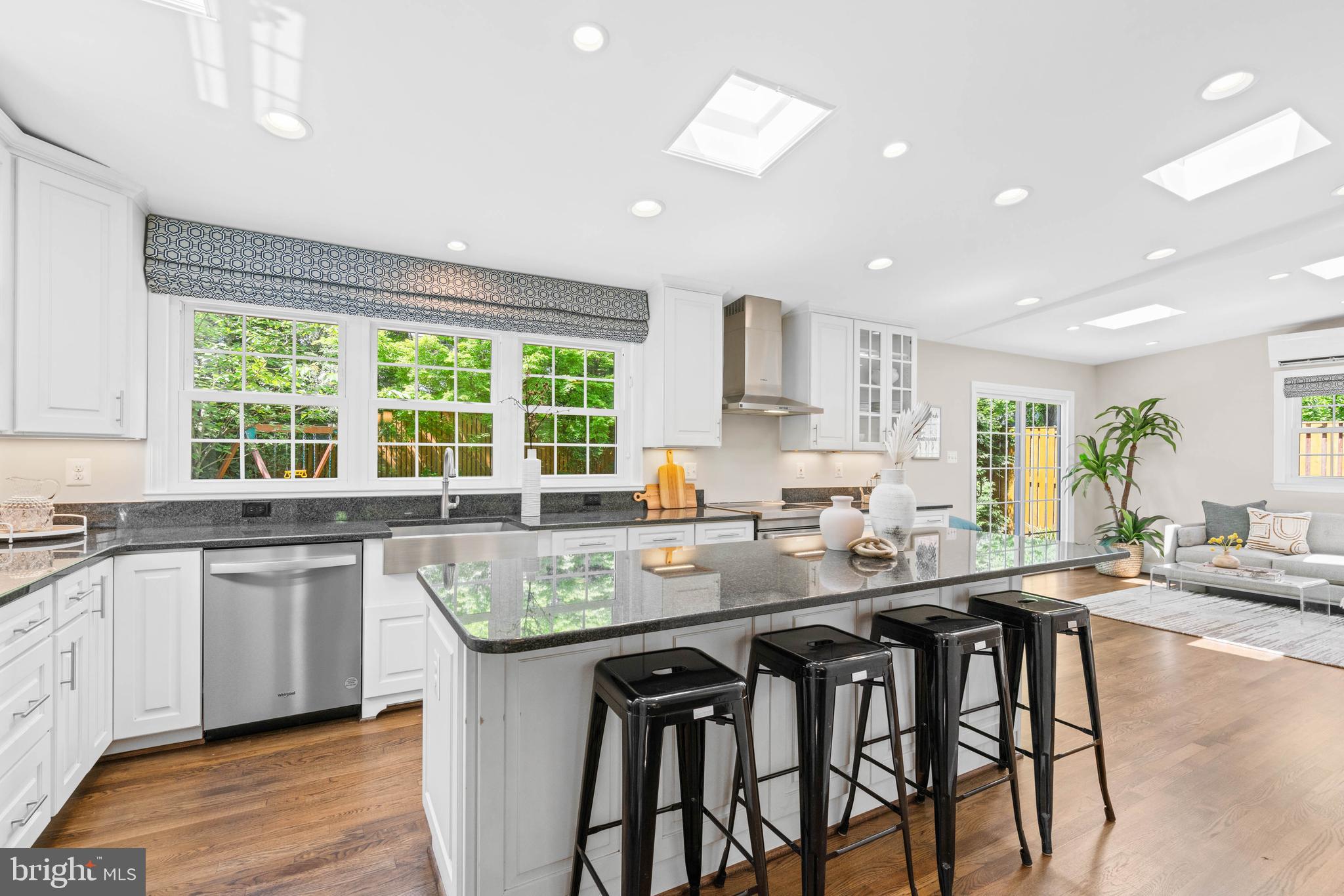 YORKTOWN VILLAGE - Residential