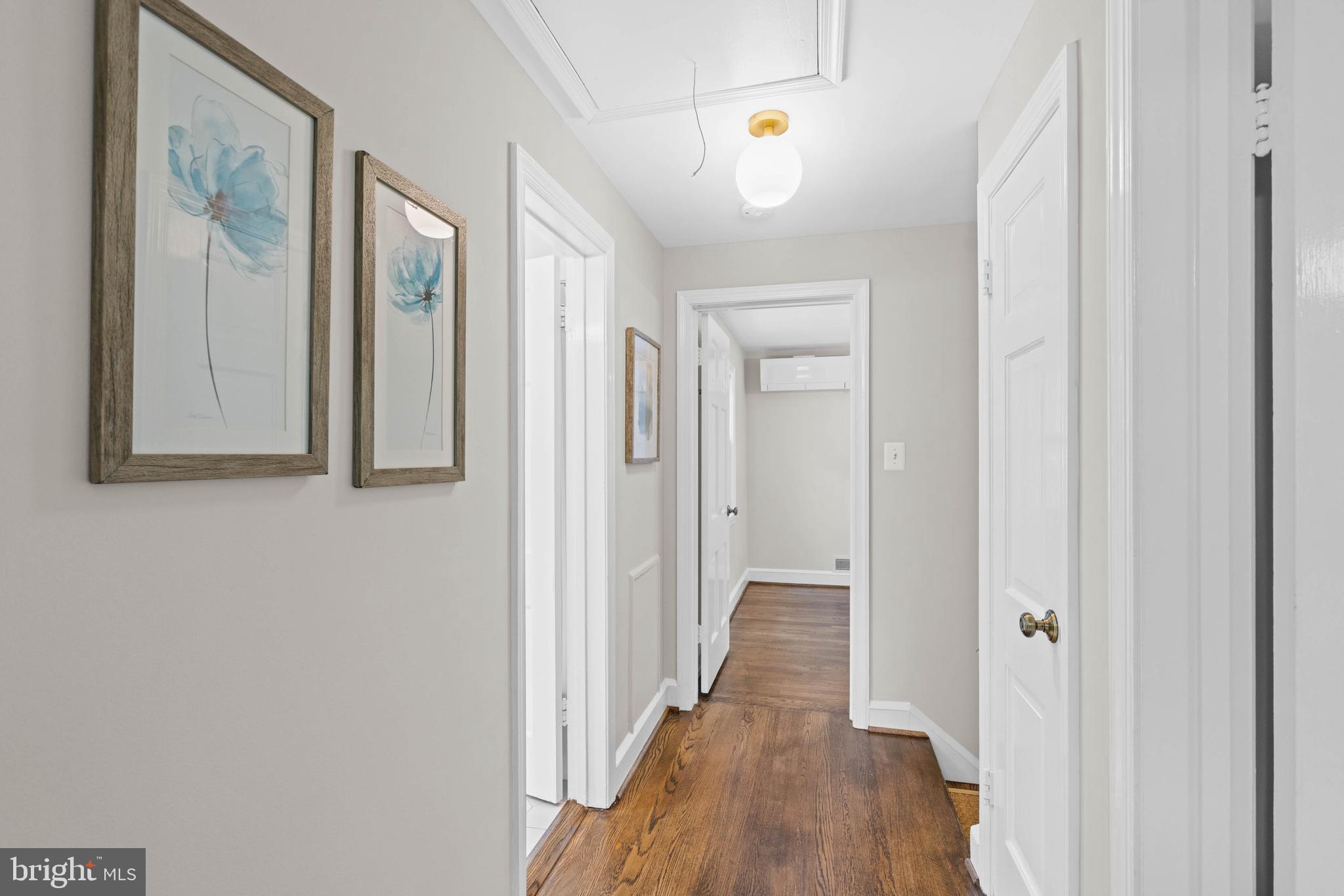 YORKTOWN VILLAGE - Residential