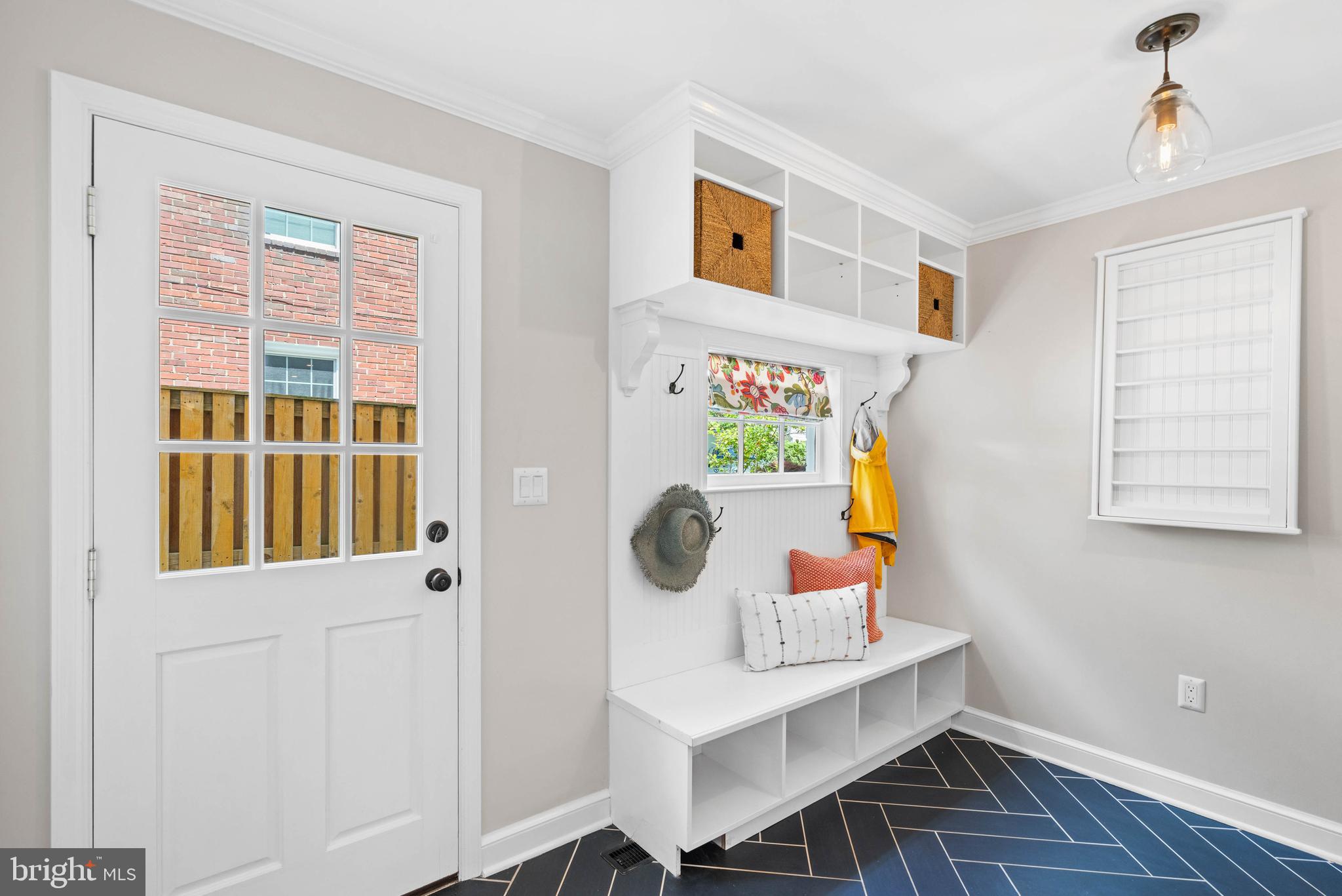 YORKTOWN VILLAGE - Residential