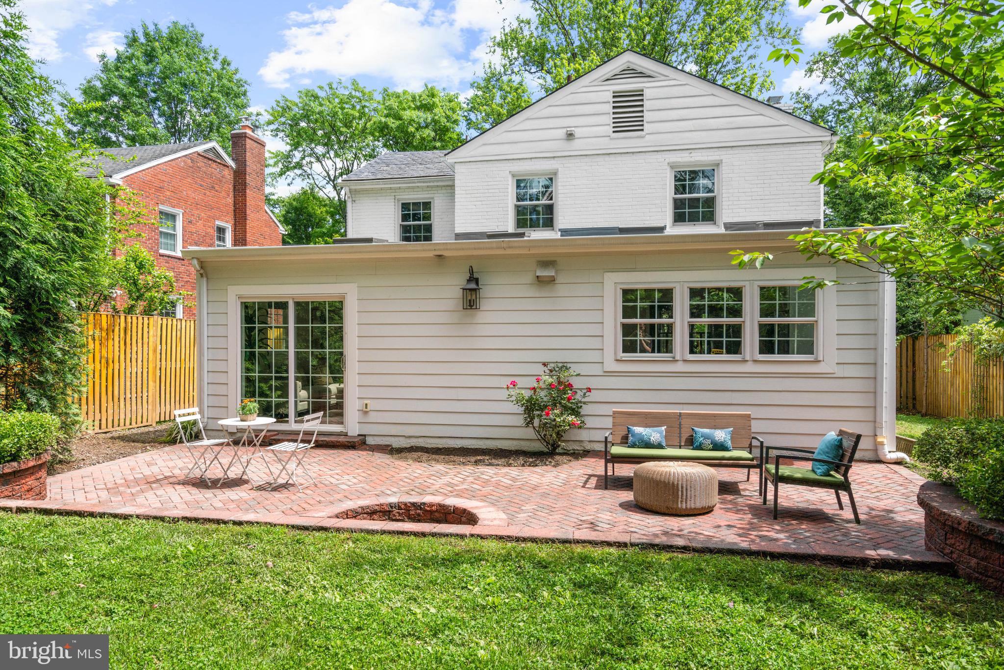 YORKTOWN VILLAGE - Residential